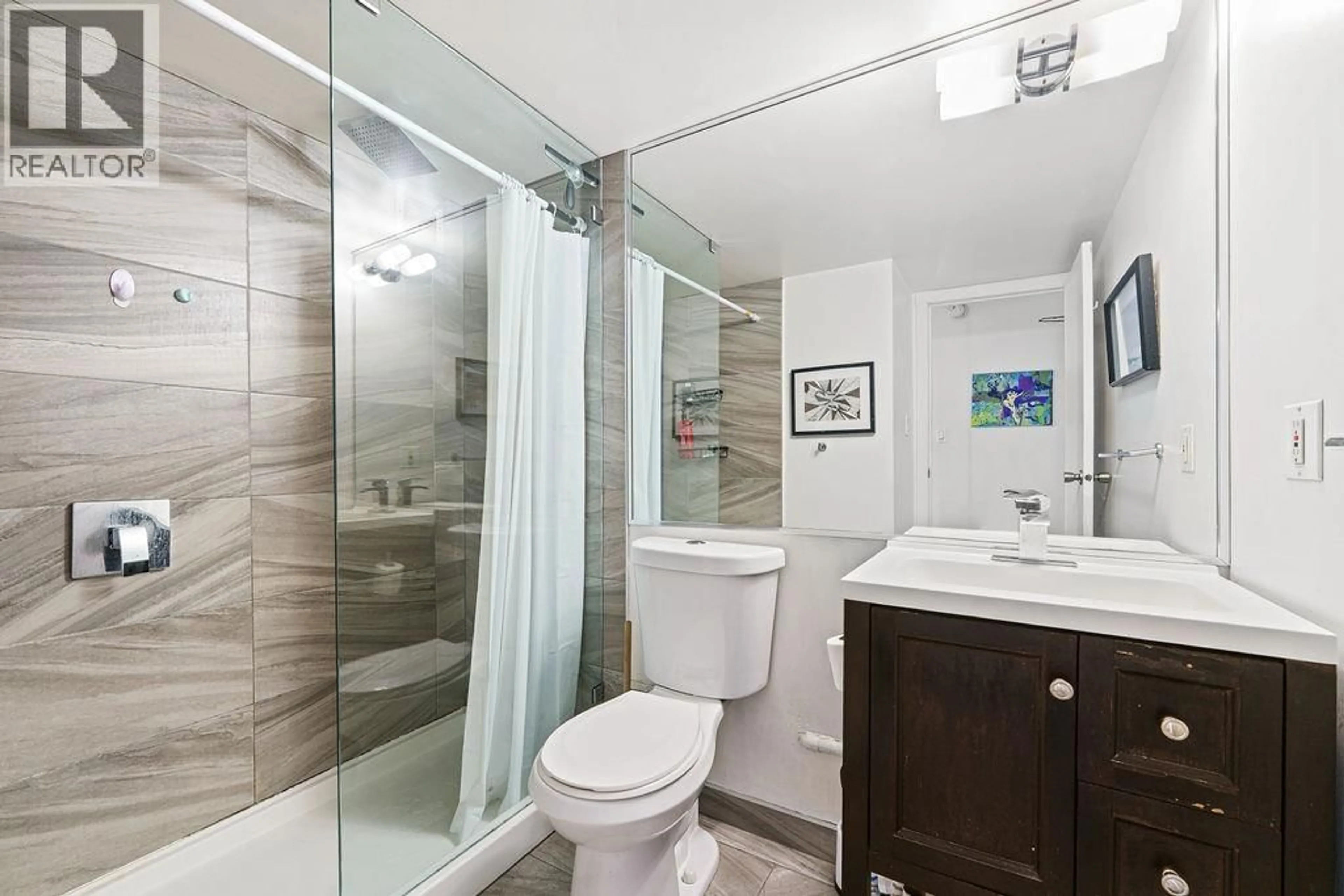 Standard bathroom, ceramic/tile floor for 301 - 1333 HORNBY STREET, Vancouver British Columbia V6Z2C1