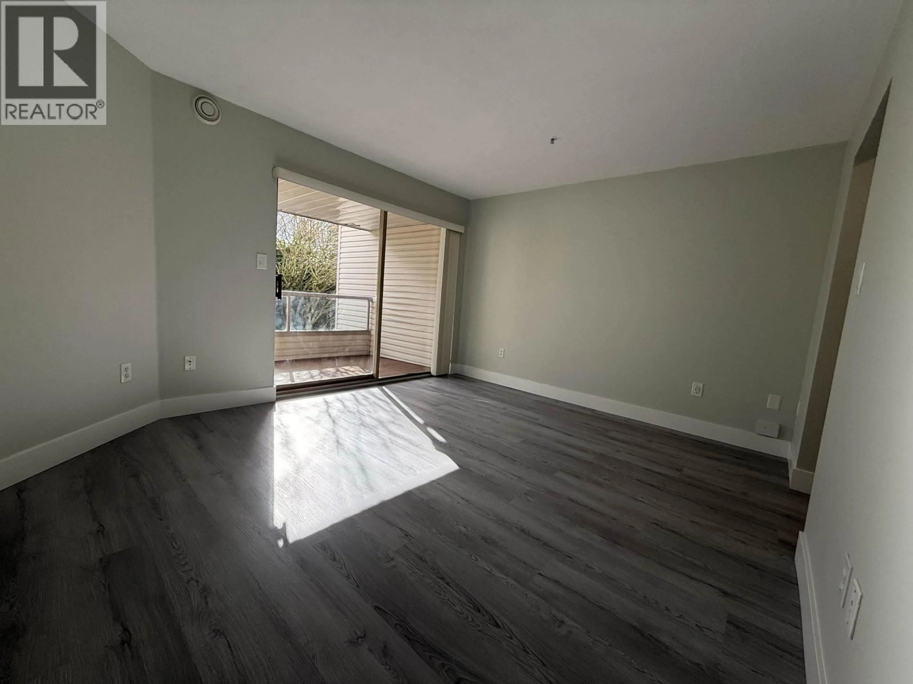 A pic of a room for 206 - 1955 SUFFOLK AVENUE, Port Coquitlam British Columbia V3B1H3