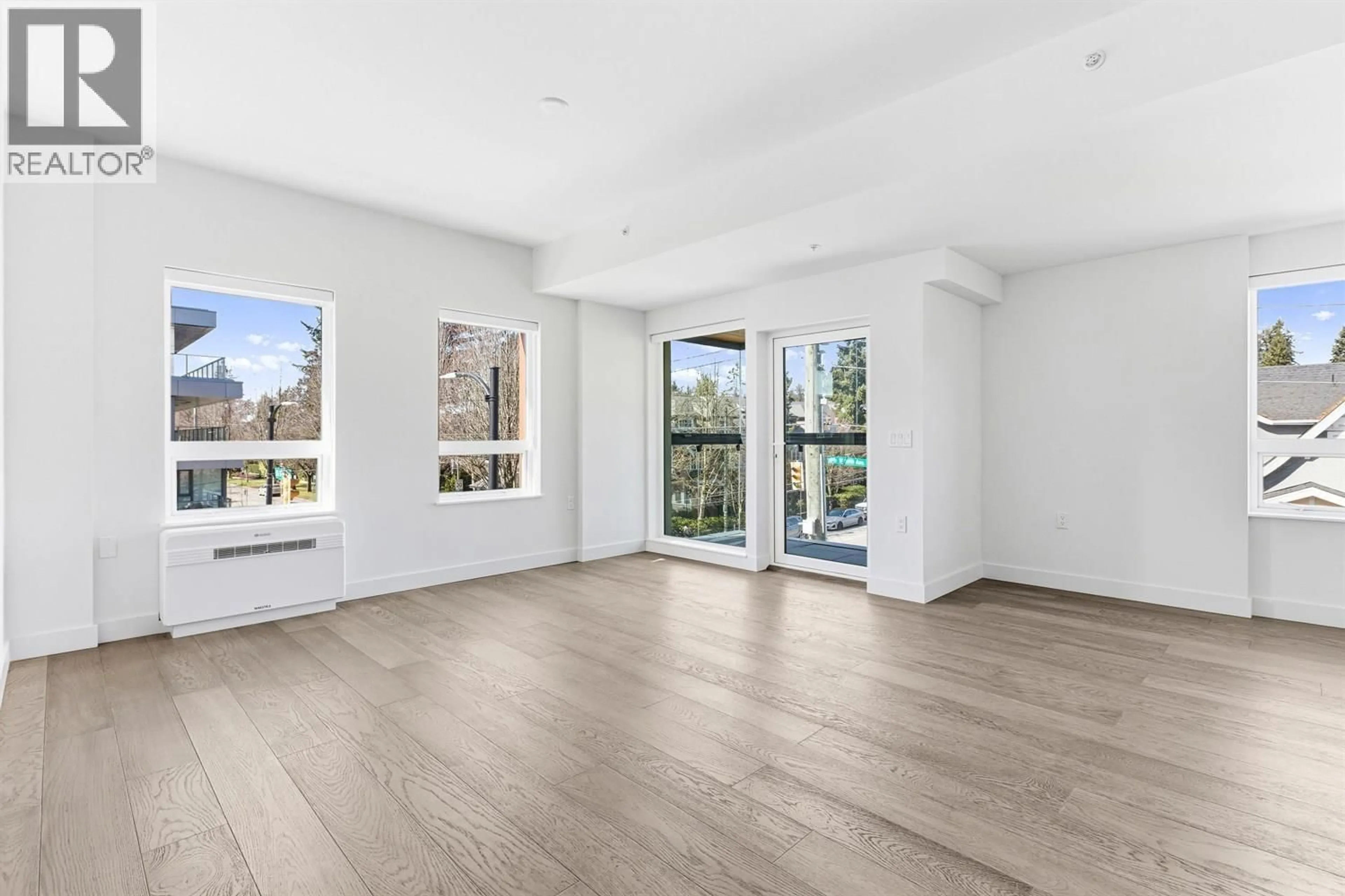 A pic of a room for 301 - 3590 39TH AVENUE, Vancouver British Columbia V6N3A5