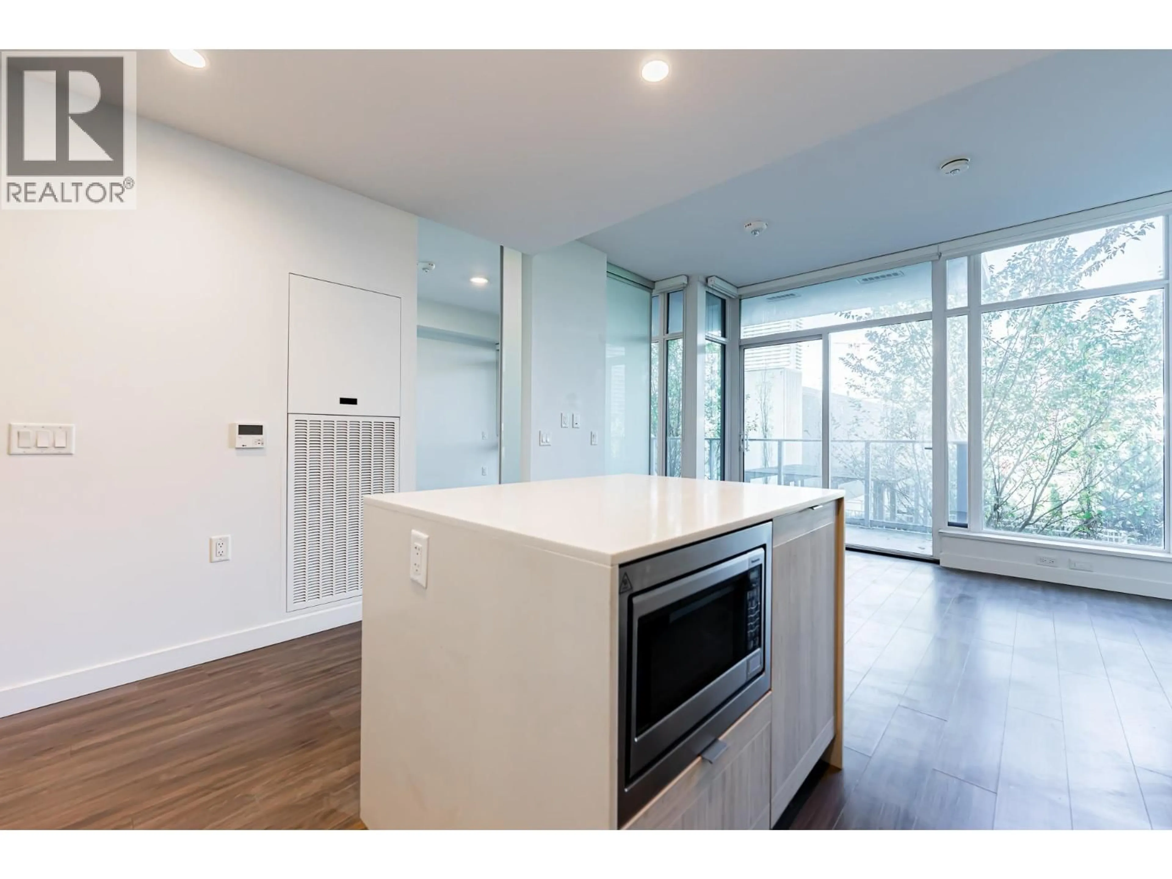 Open concept kitchen, unknown for 507 - 2311 BETA AVENUE, Burnaby British Columbia V5C0M1