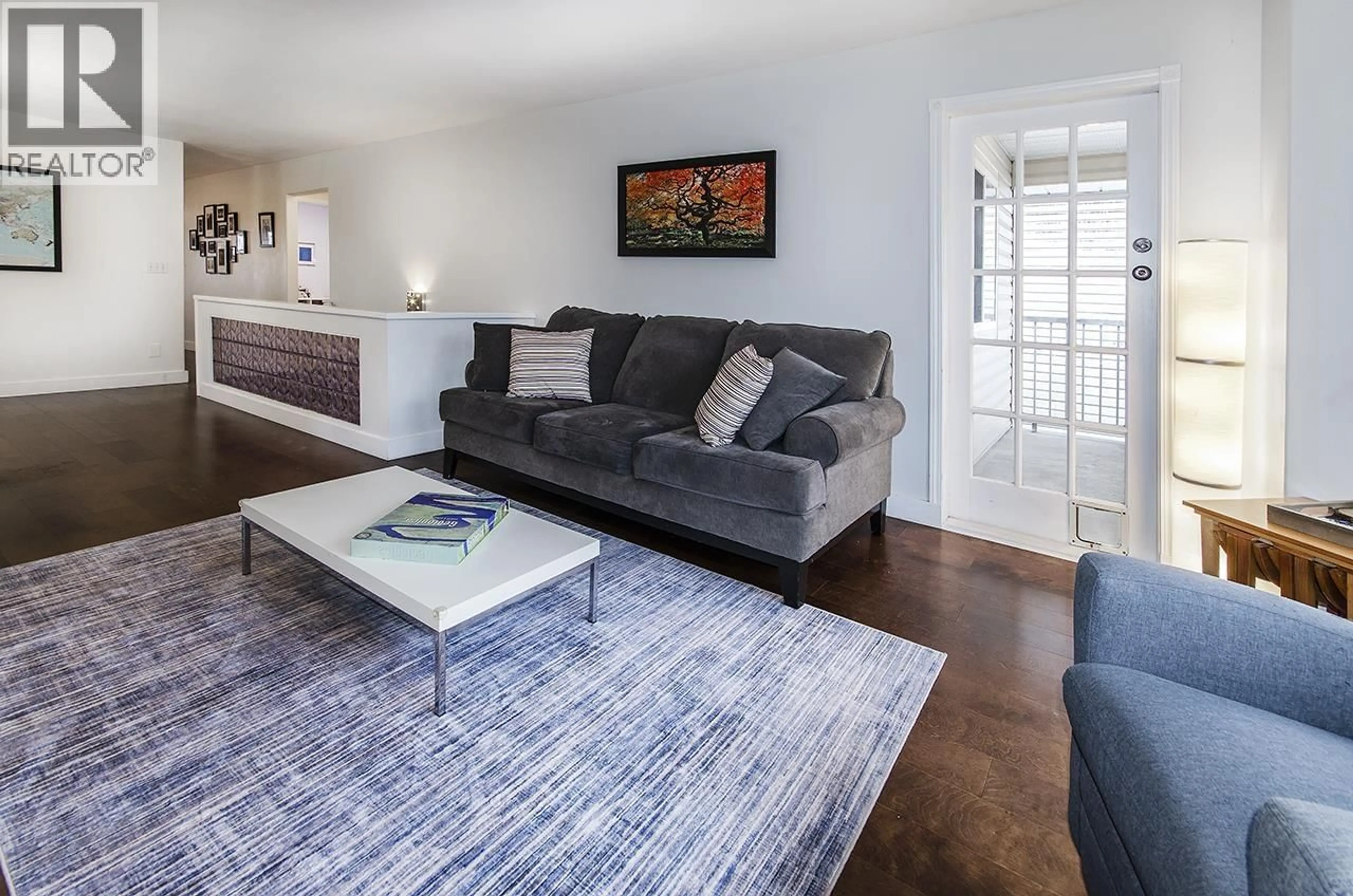 Living room with furniture, unknown for 2062 MARY HILL ROAD, Port Coquitlam British Columbia V3C2Z8