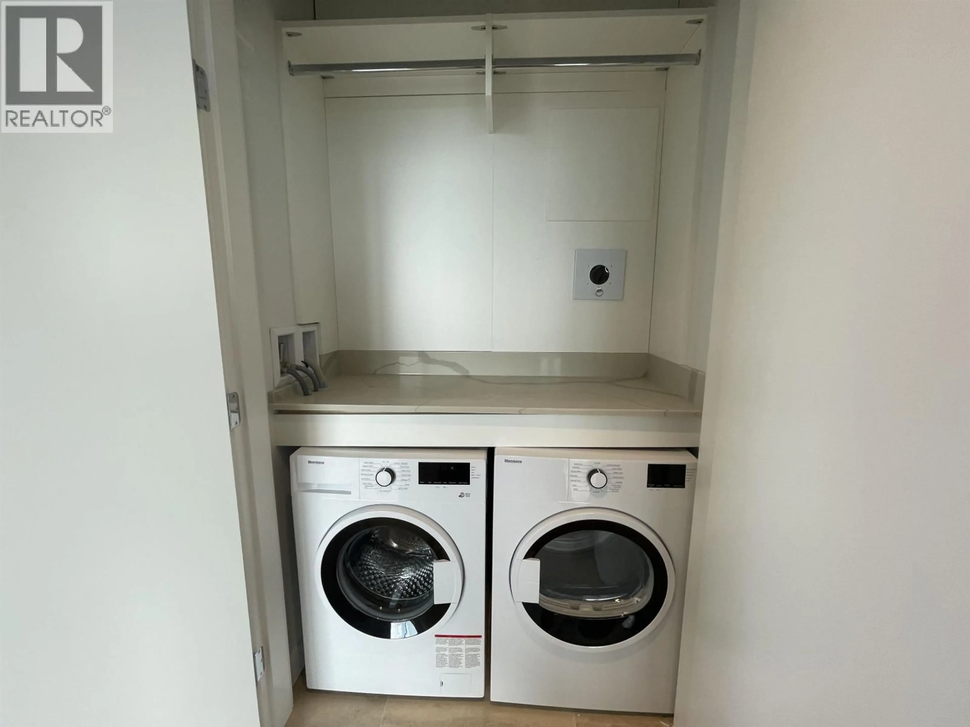 Laundry room for 4064 - 567 CLARKE ROAD, Coquitlam British Columbia V3J0K7