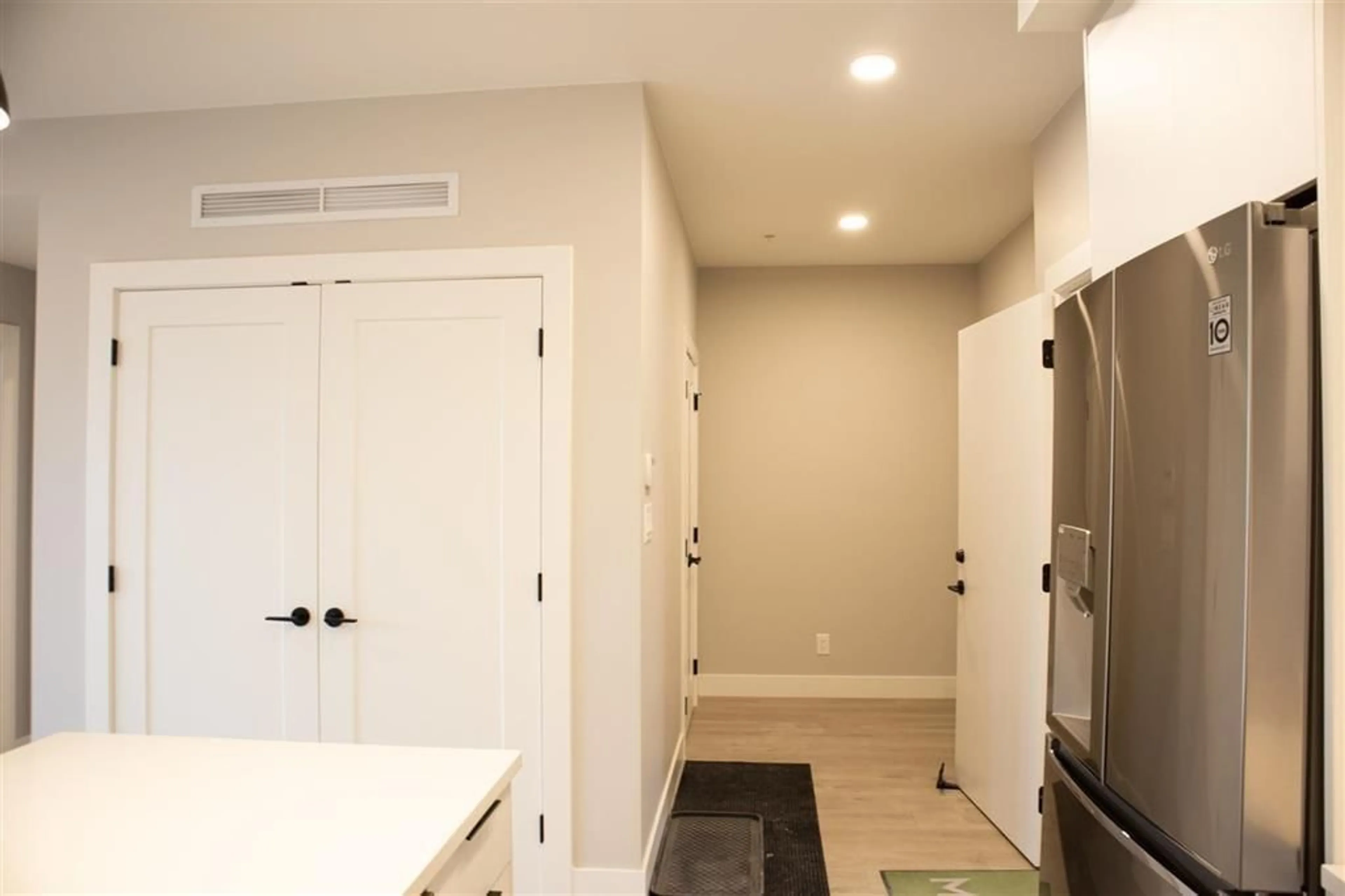 Unknown for 211 - 14818 60 AVENUE, Surrey British Columbia V3S1R9