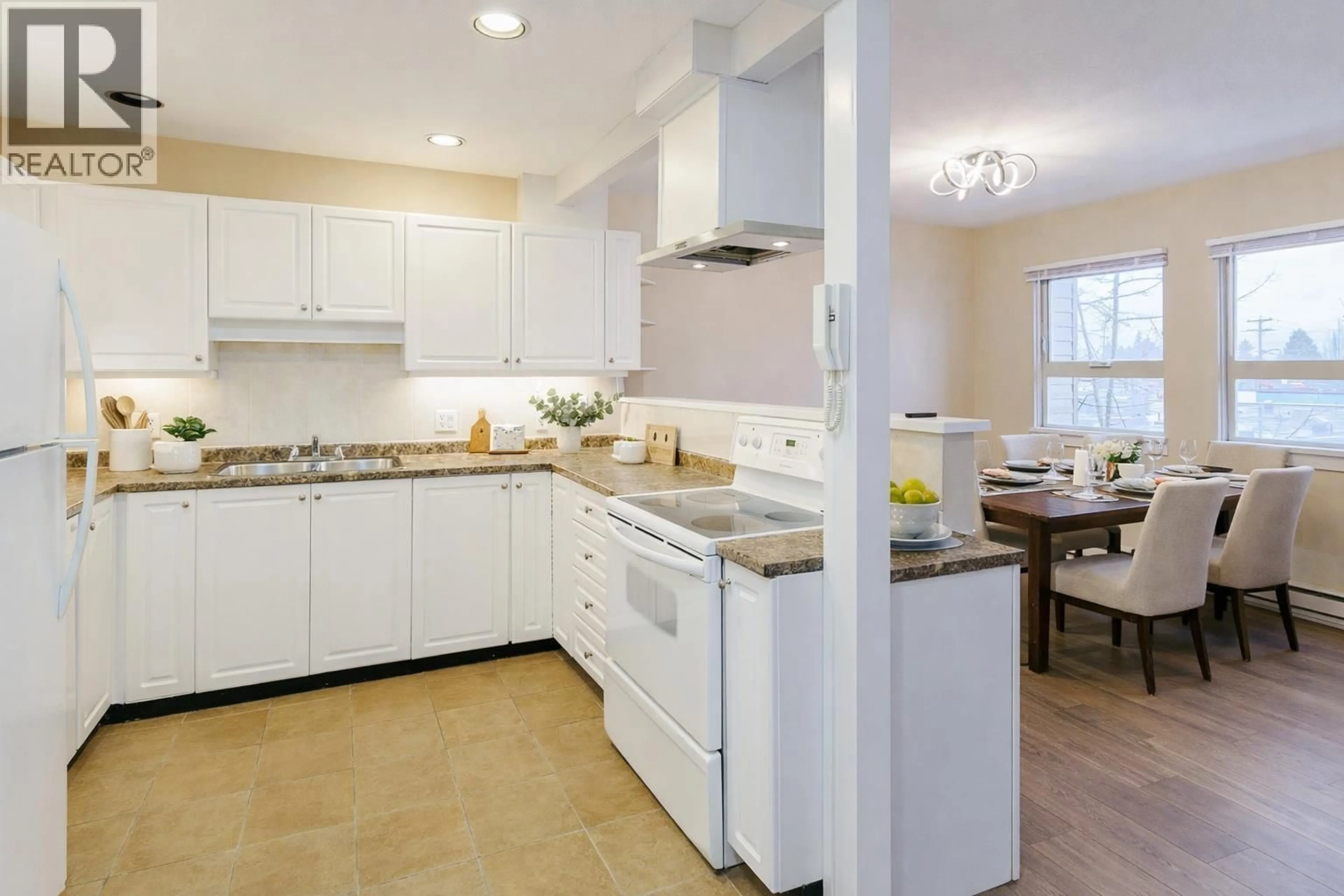 Open concept kitchen, ceramic/tile floor for 205 - 22720 119 AVENUE, Maple Ridge British Columbia V2X2Z8