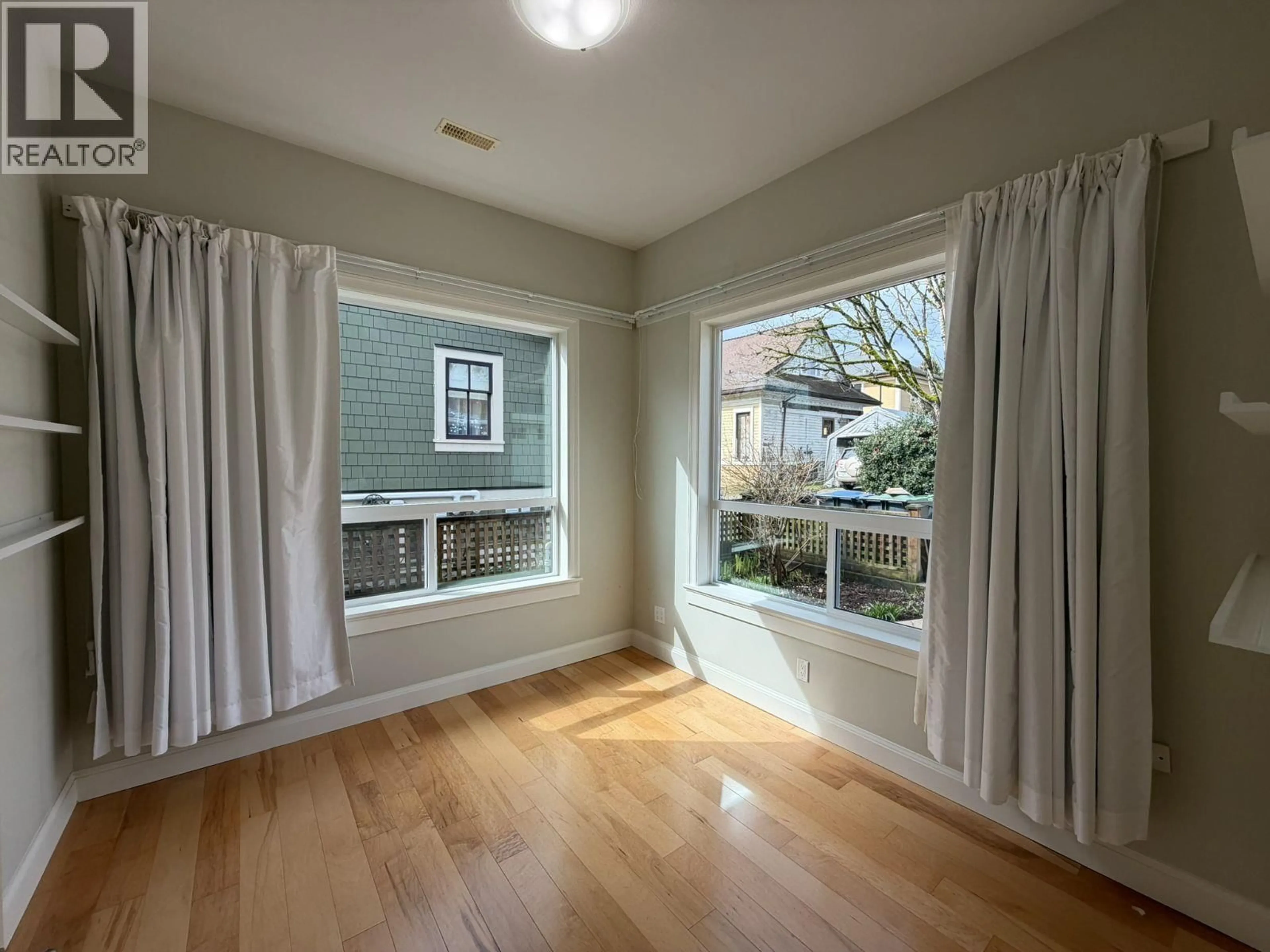 A pic of a room for 226 GIFFORD PLACE, New Westminster British Columbia V3L1K7