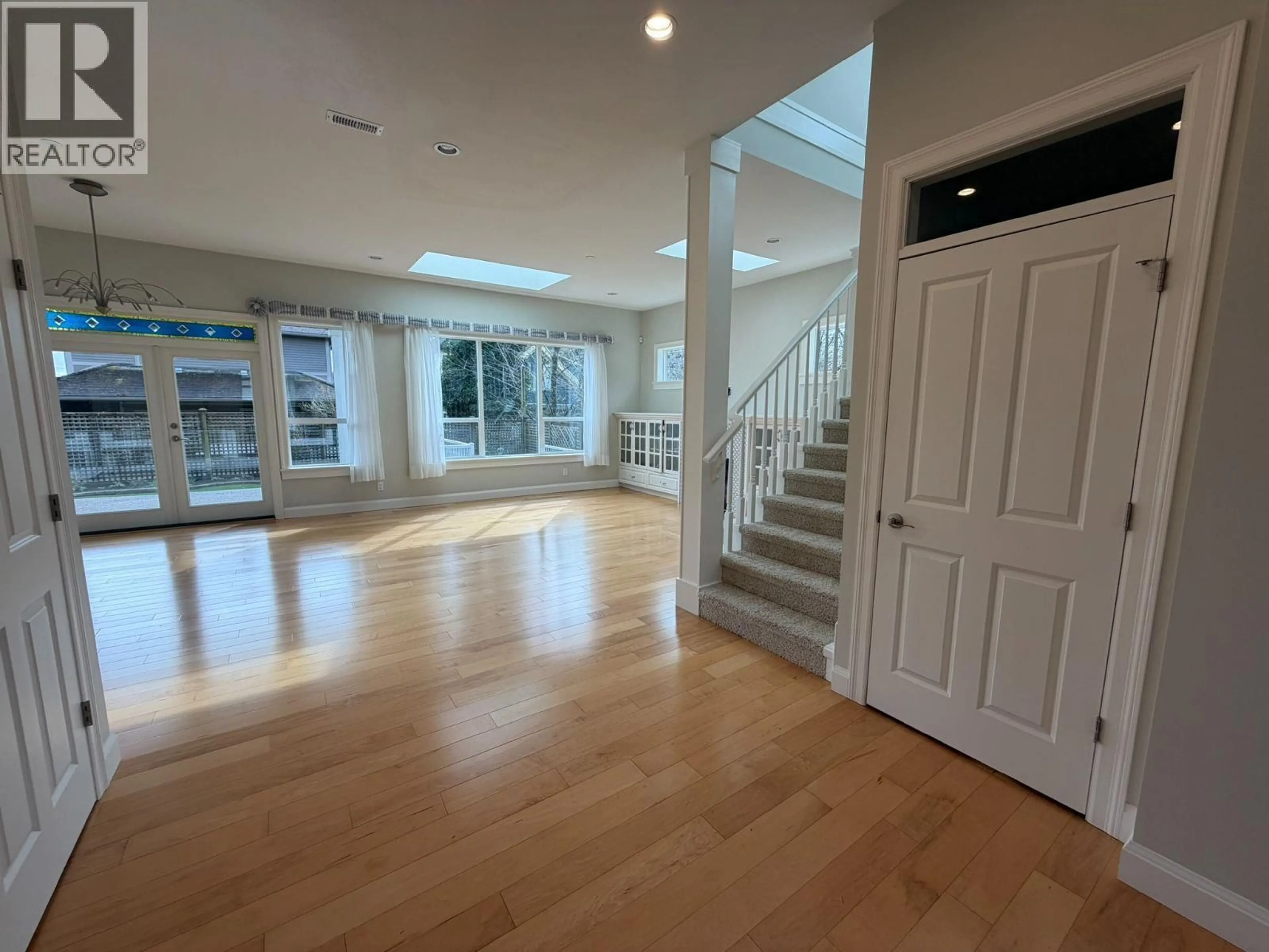 Unknown for 226 GIFFORD PLACE, New Westminster British Columbia V3L1K7