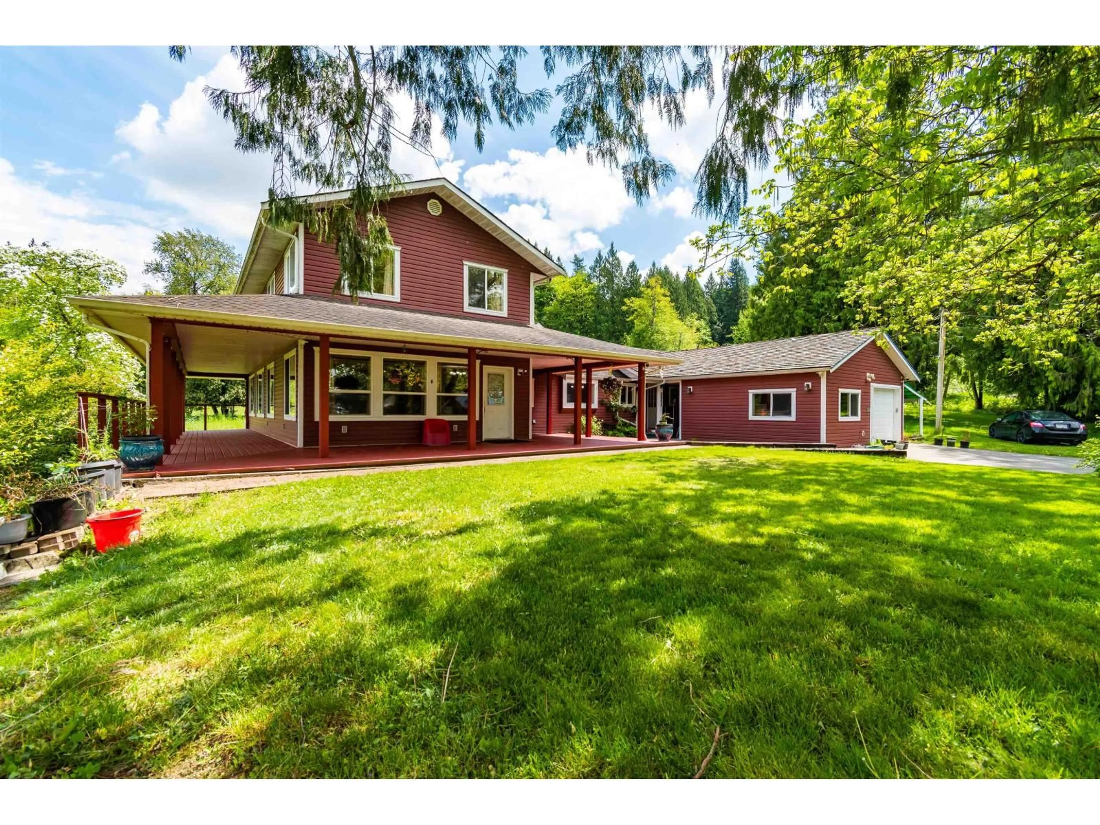 A pic from outside/outdoor area/front of a property/back of a property/a pic from drone, unknown for 24250 88 AVENUE, Langley British Columbia V1M3R3