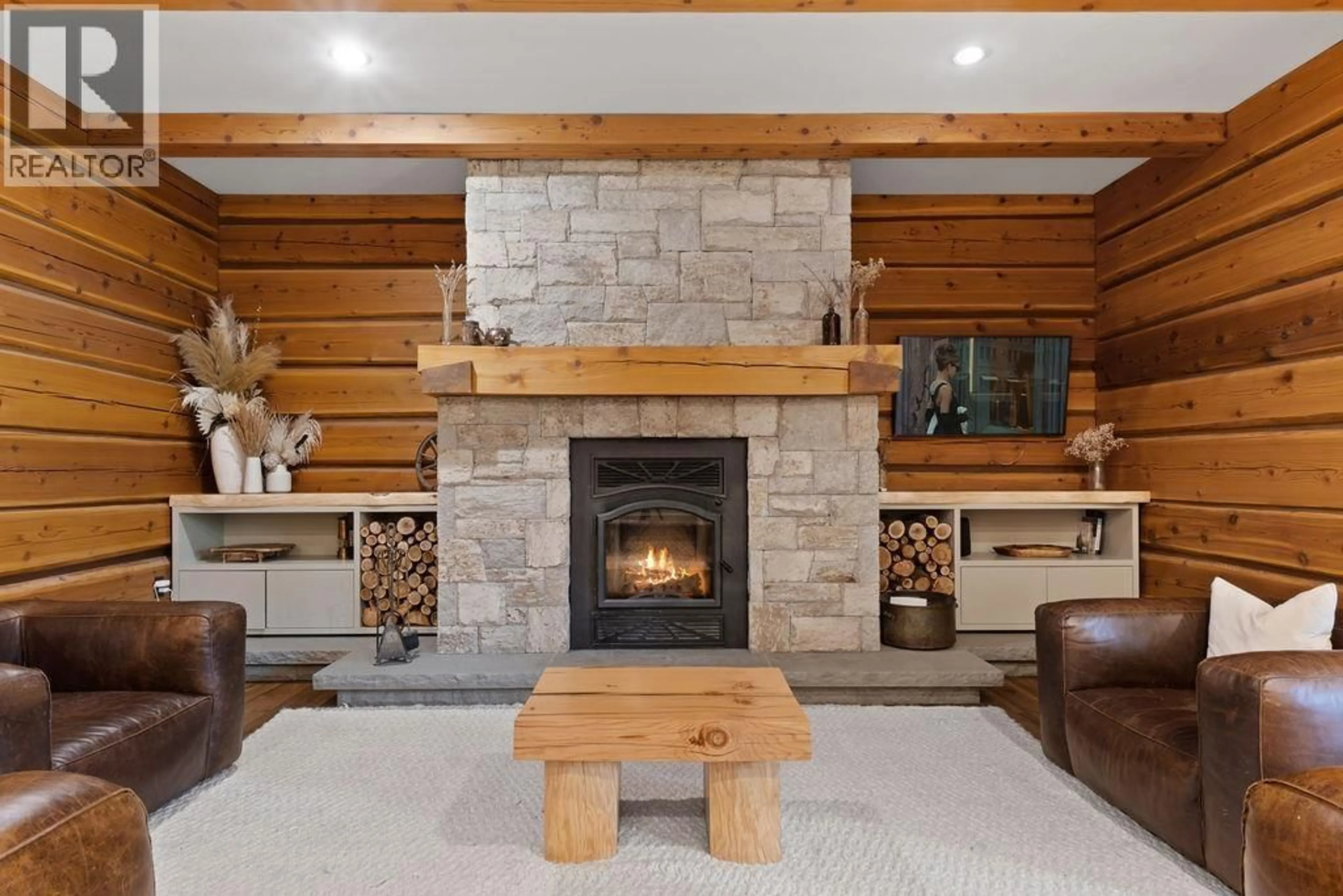 Living room with furniture, wood/laminate floor for 1710 HIGHWAY 99, Pemberton British Columbia V0N2L0