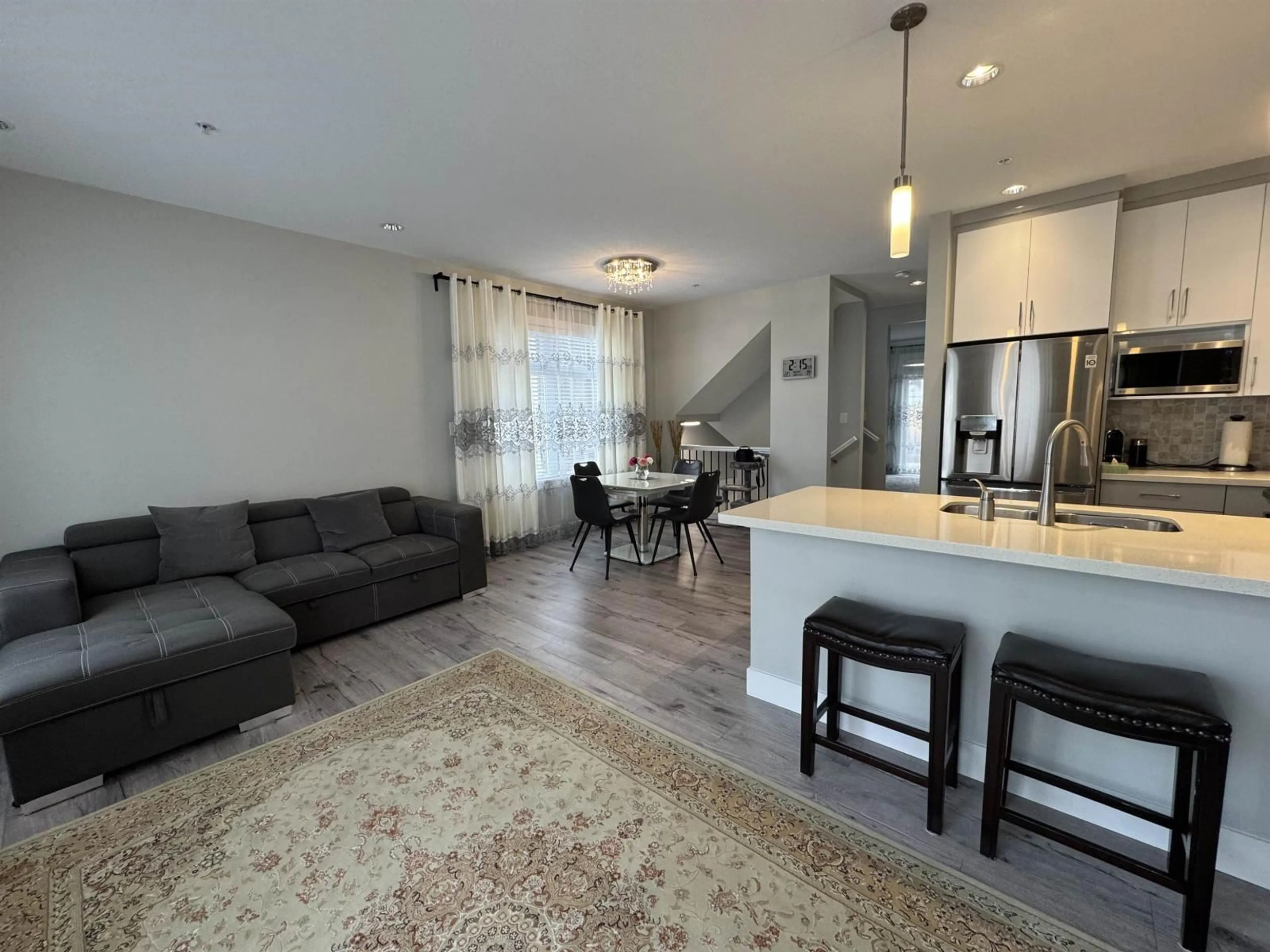 Open concept kitchen, unknown for 19 - 2689 PARKWAY DRIVE, Surrey British Columbia V4P0C3
