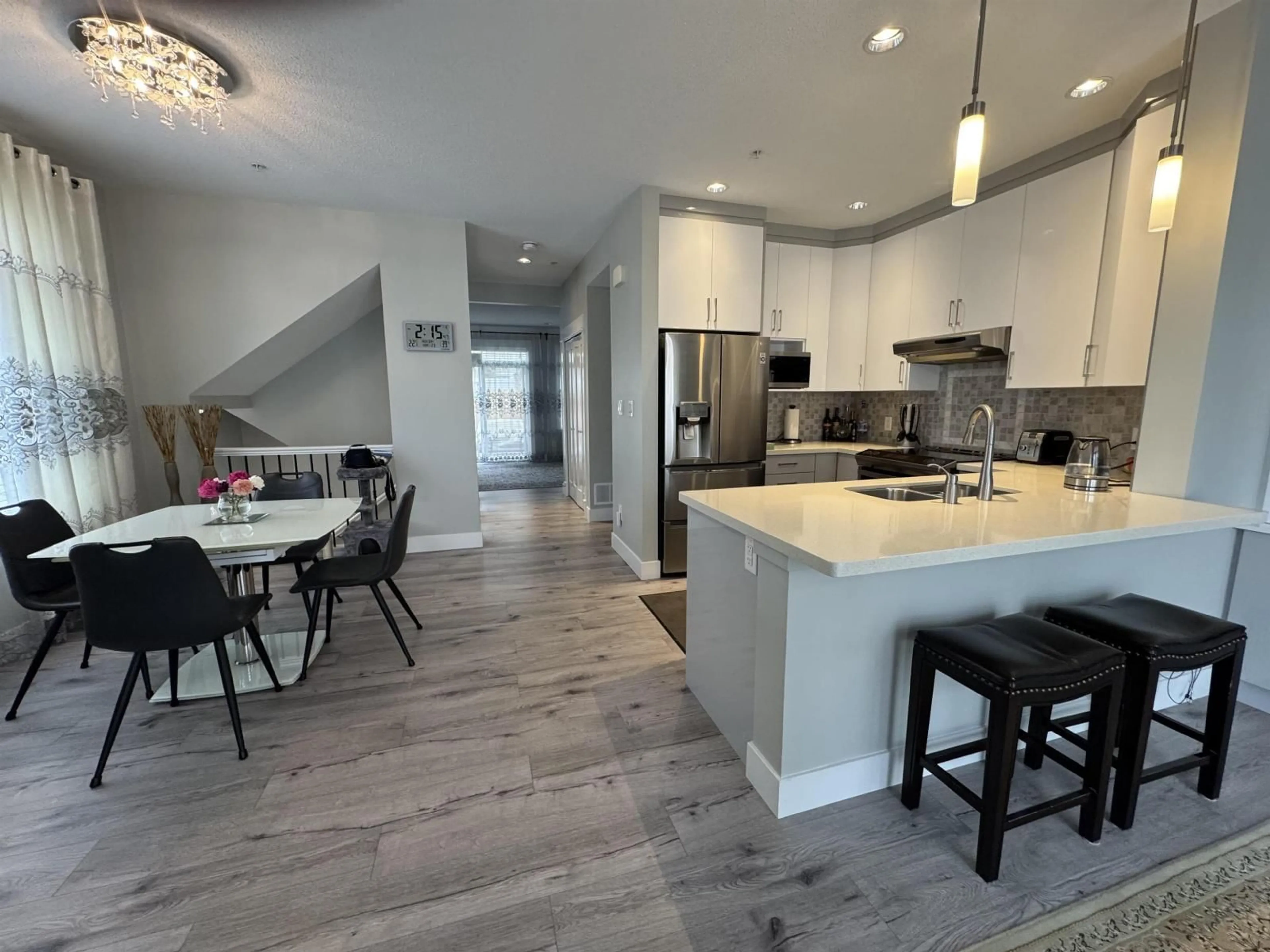 Open concept kitchen, unknown for 19 - 2689 PARKWAY DRIVE, Surrey British Columbia V4P0C3