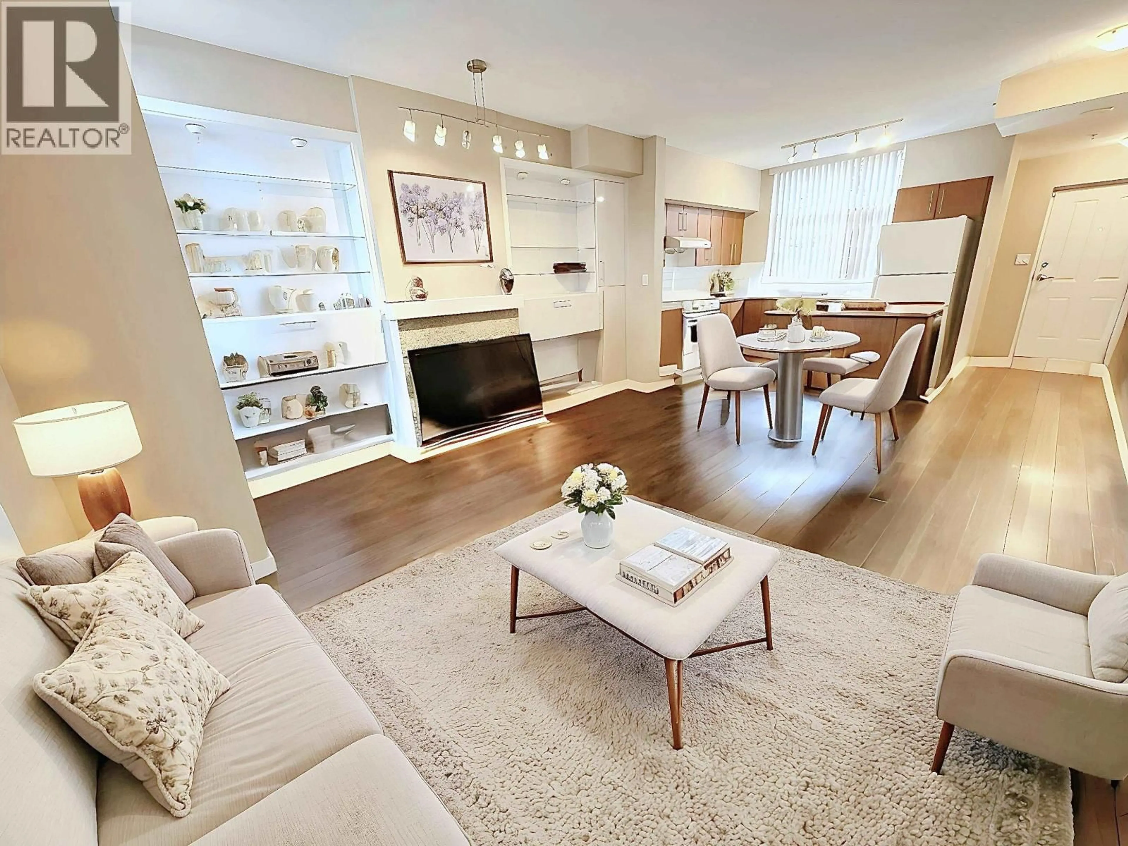 Living room with furniture, wood/laminate floor for TH13 - 2089 ROSSER AVENUE, Burnaby British Columbia V5C5E2