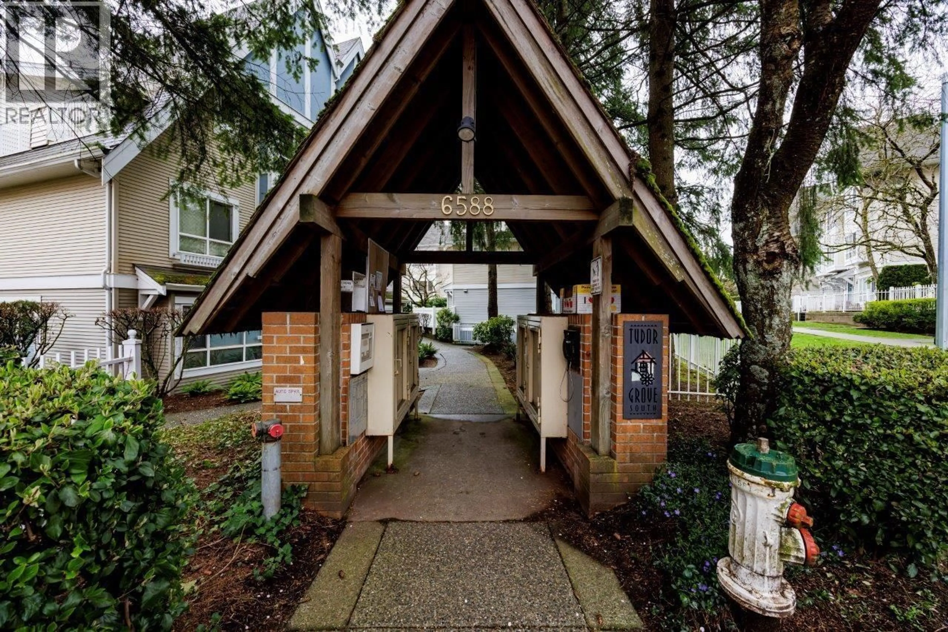 Unknown for 79 - 6588 SOUTHOAKS CRESCENT, Burnaby British Columbia V5E4K1