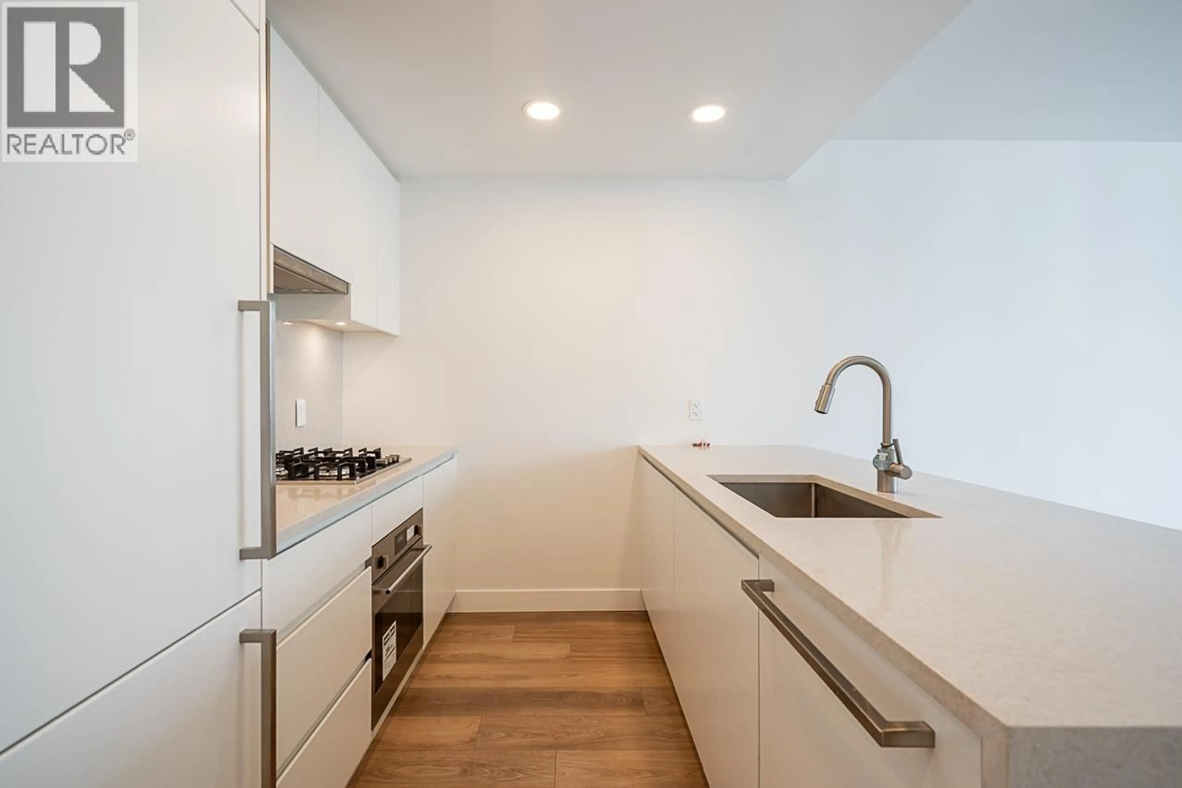 Standard kitchen, unknown for 2101 - 4433 ALASKA STREET, Burnaby British Columbia V5C5T3