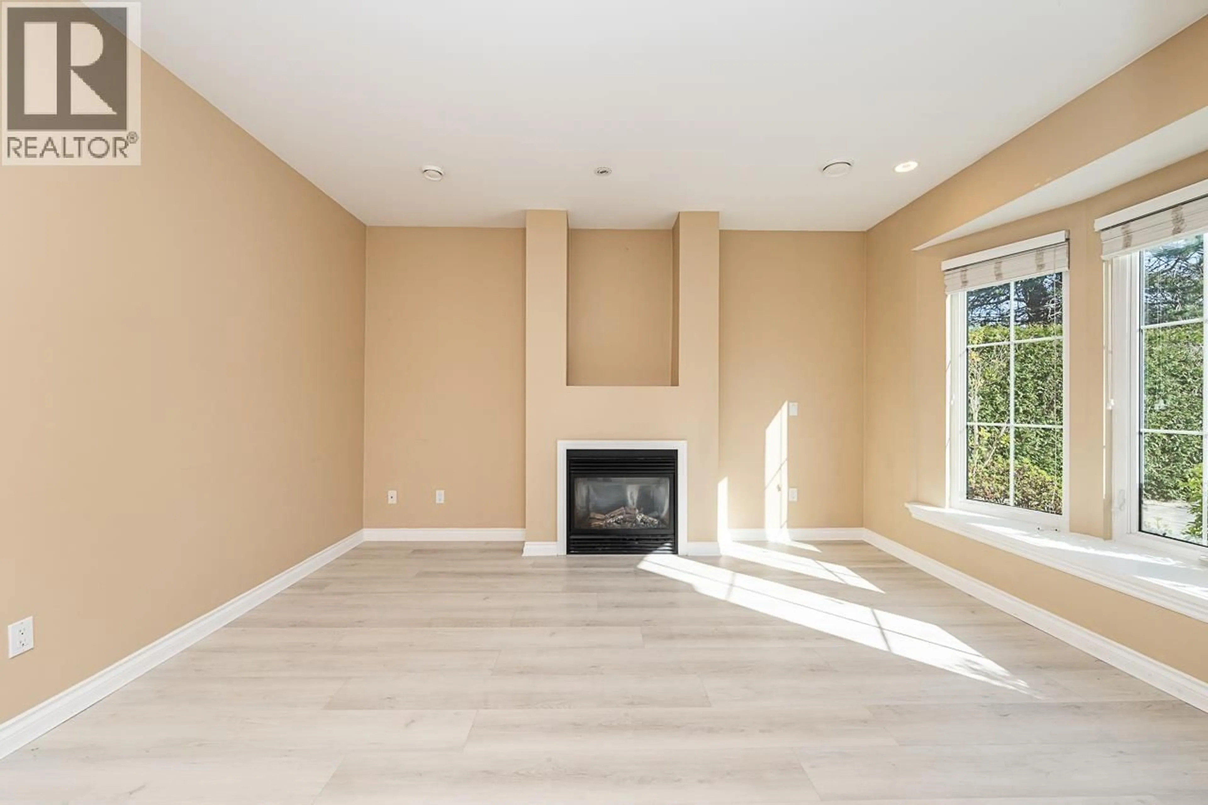 Unknown for 8671 MINLER ROAD, Richmond British Columbia V7C3V1