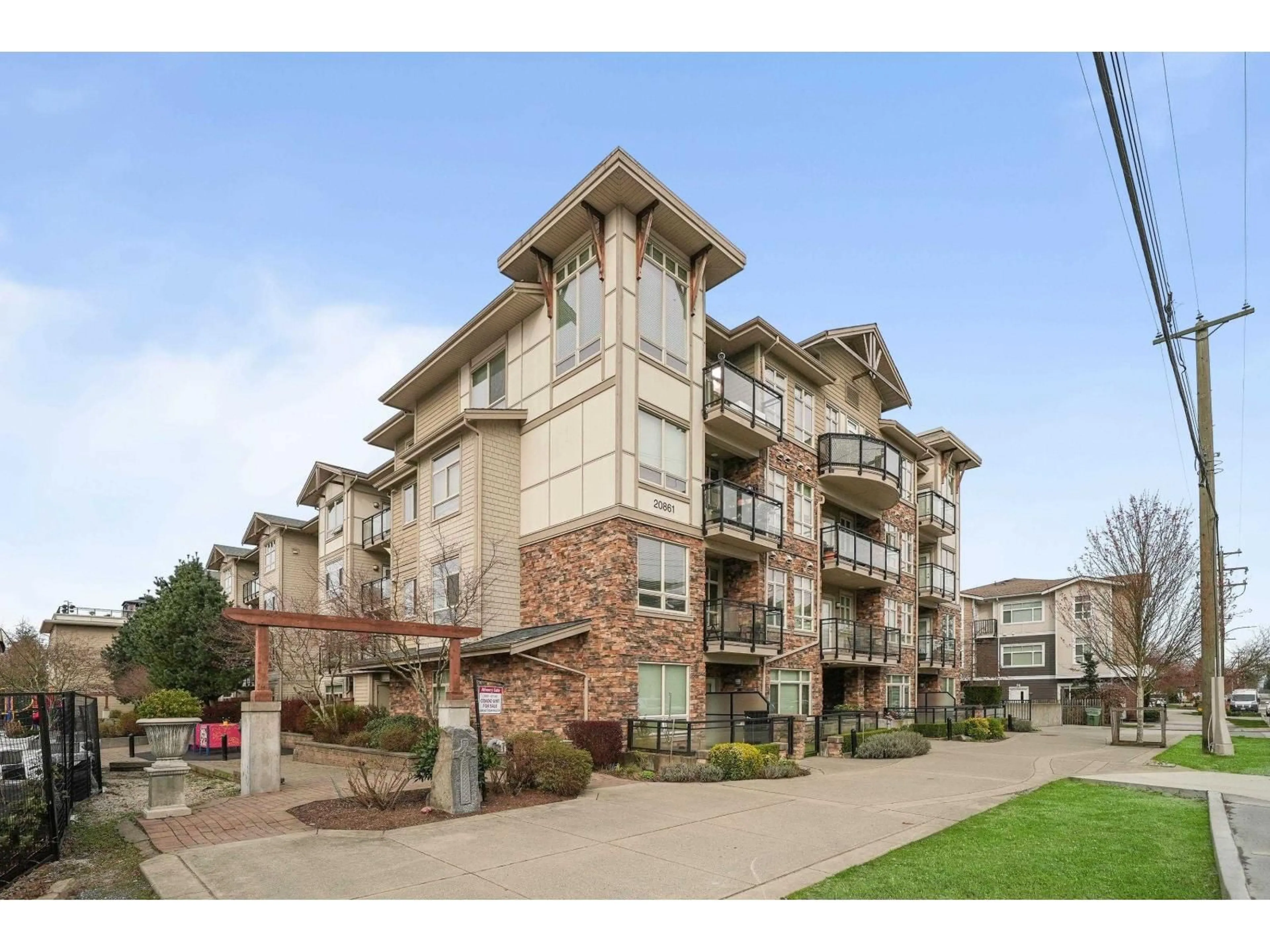 Unknown for 203 - 20861 83 AVENUE, Langley British Columbia V2Y0M8