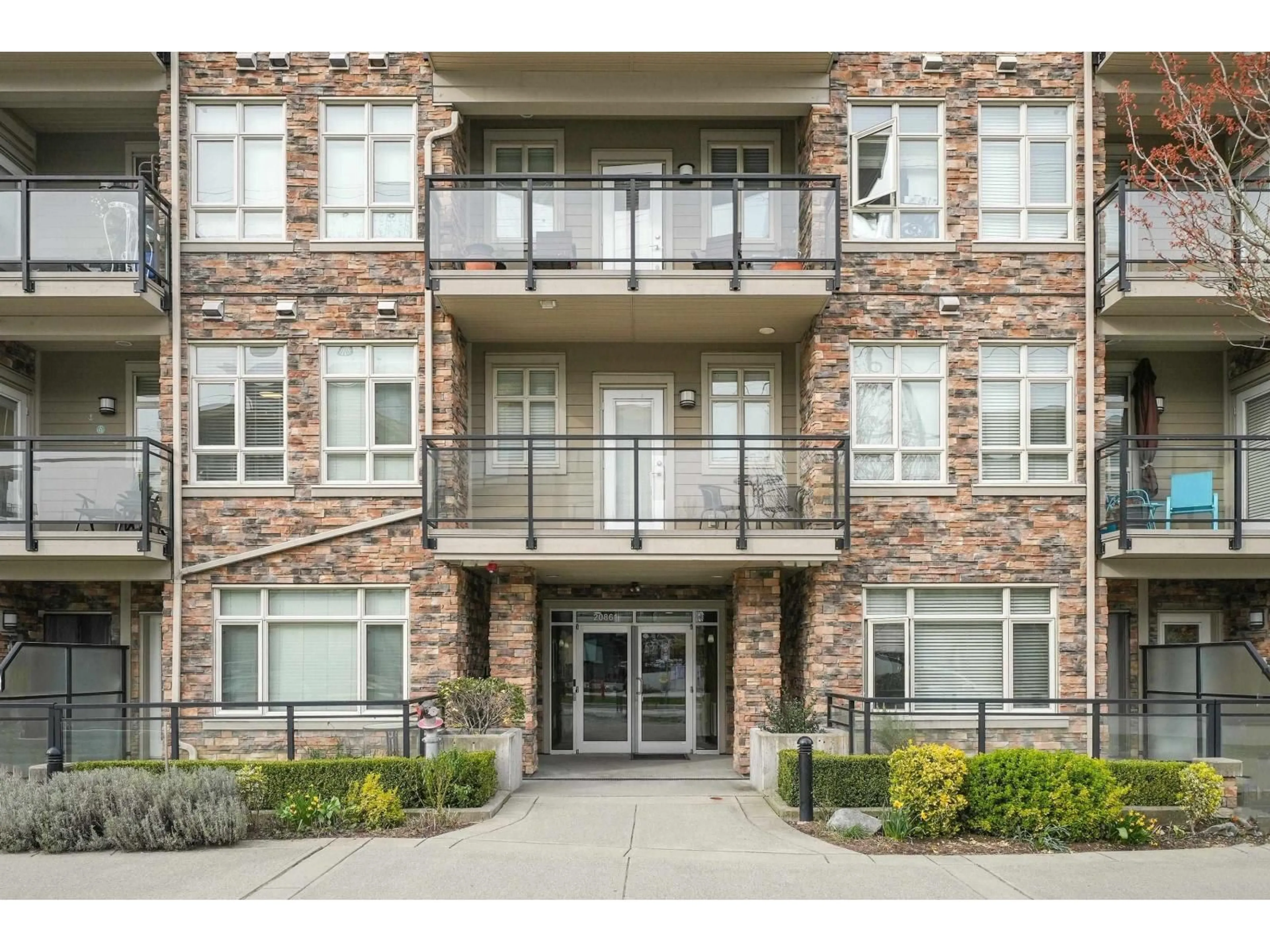 Unknown for 203 - 20861 83 AVENUE, Langley British Columbia V2Y0M8