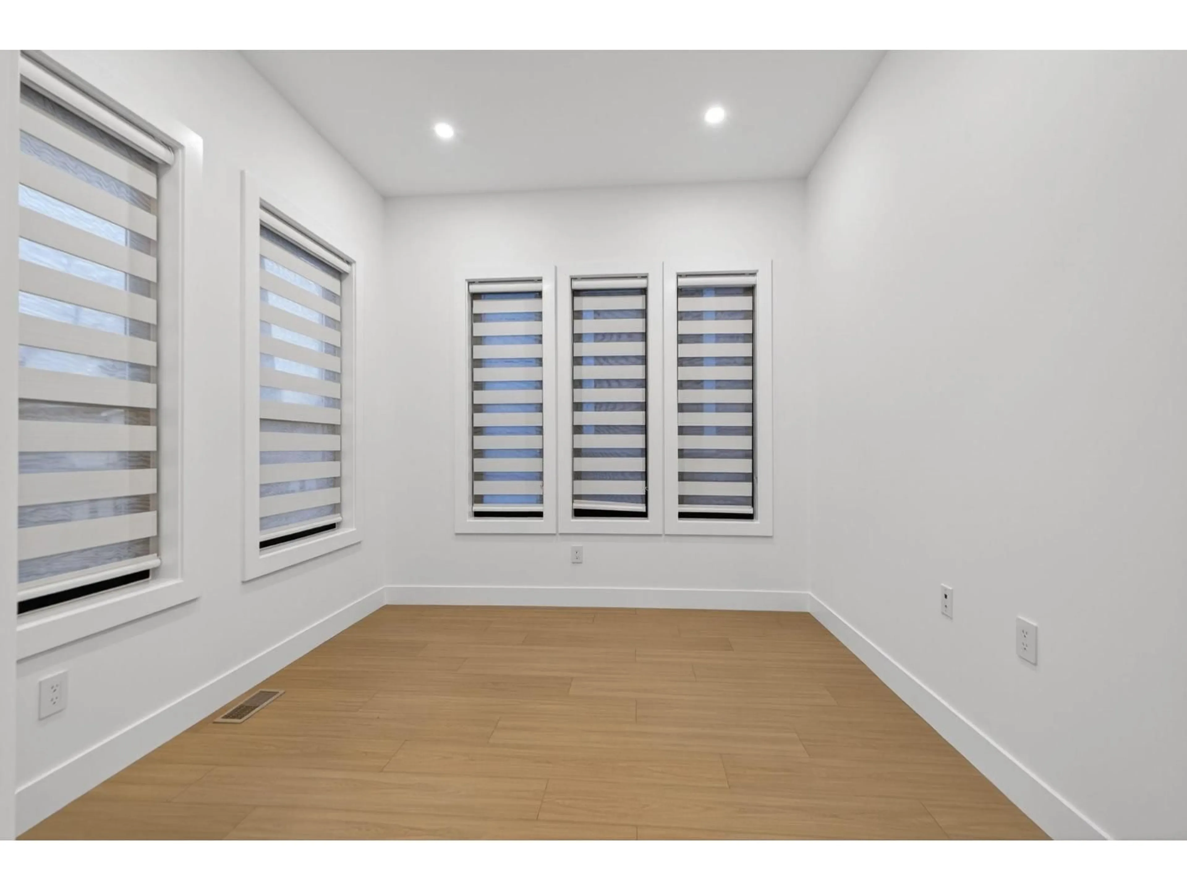 A pic of a room for 7645 197 STREET, Langley British Columbia V2Y3T4