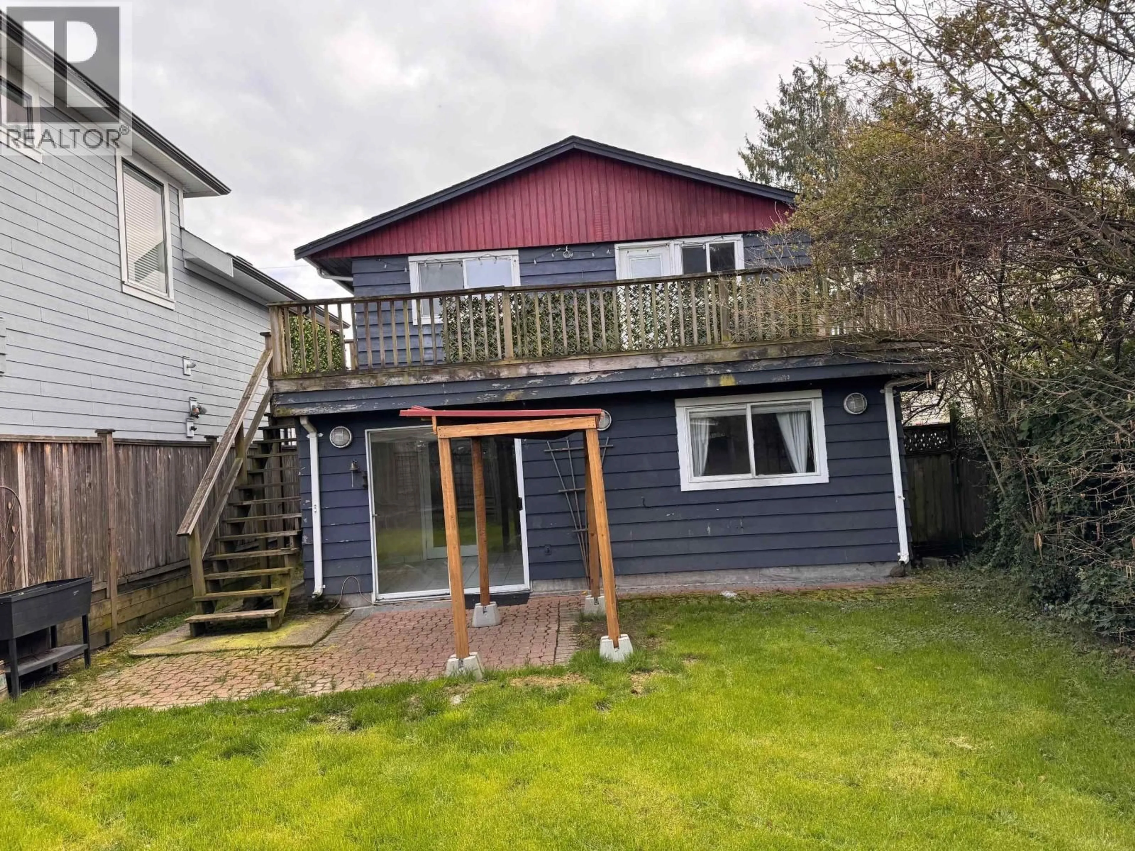 A pic from outside/outdoor area/front of a property/back of a property/a pic from drone, building for 3491 BROADWAY STREET, Richmond British Columbia V7E2X6