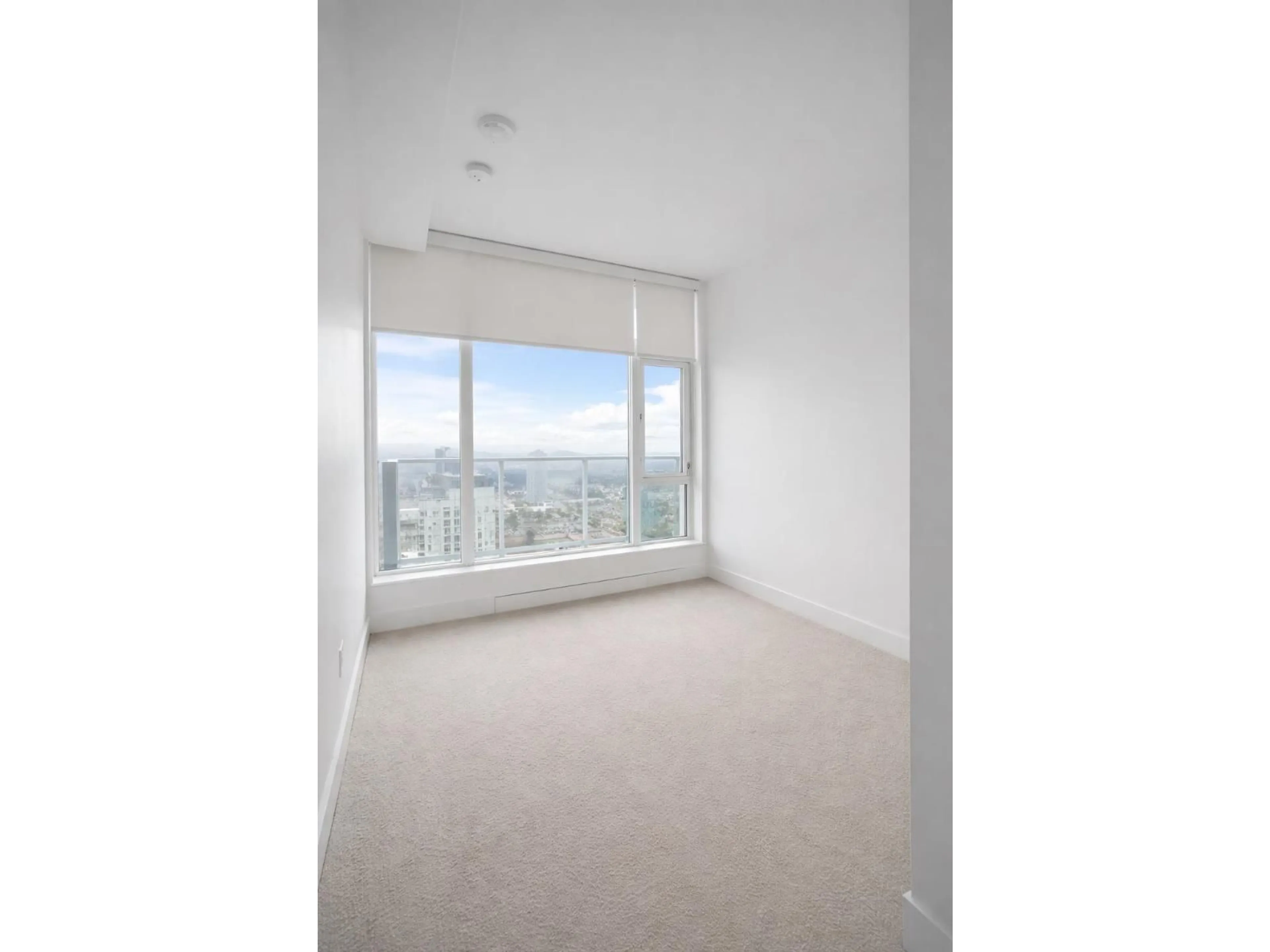 A pic of a room for 4103 - 13350 CENTRAL AVENUE, Surrey British Columbia V3T0S1