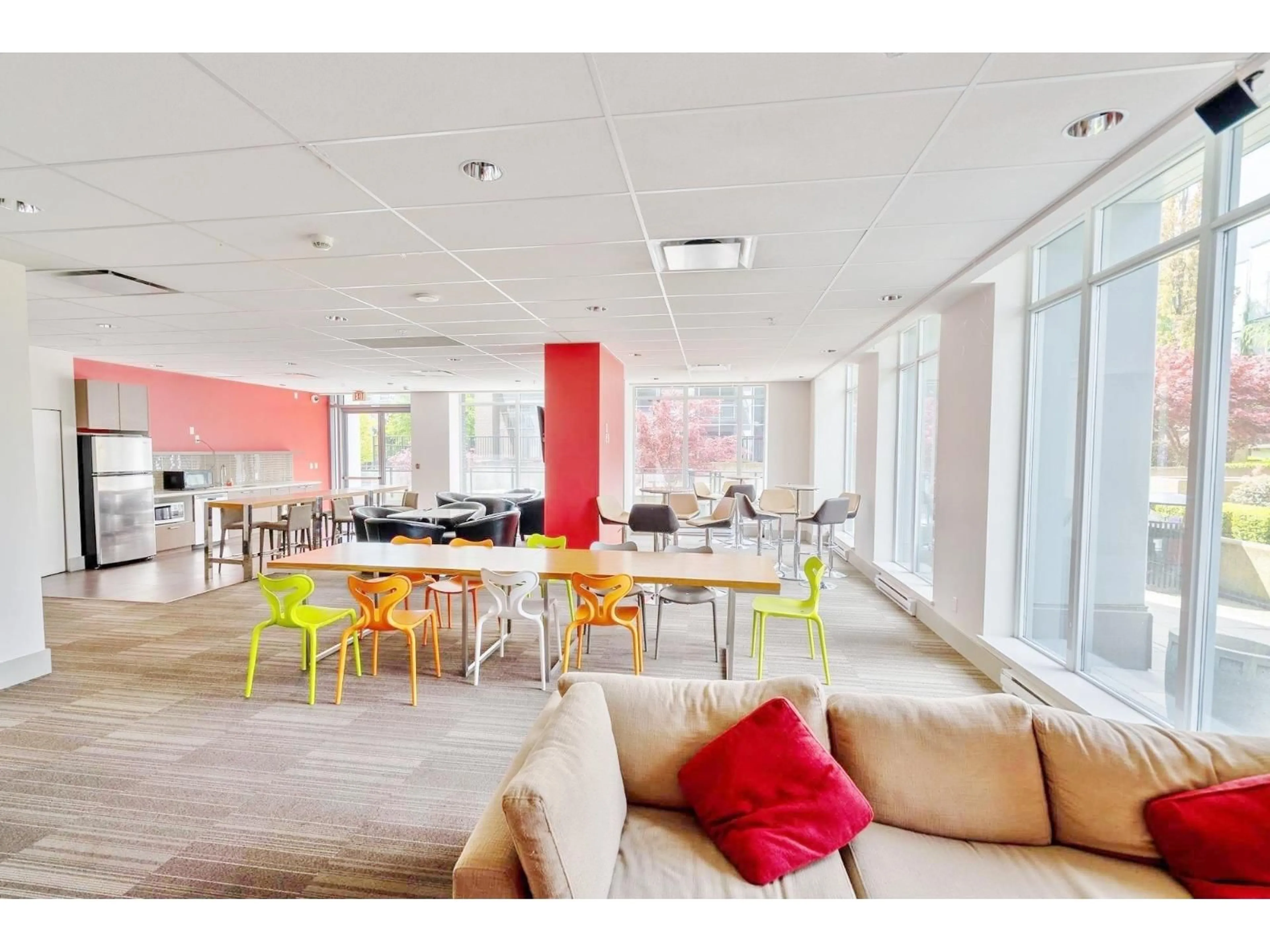 Unknown for 1807 - 13325 102A AVENUE, Surrey British Columbia V3T5J7