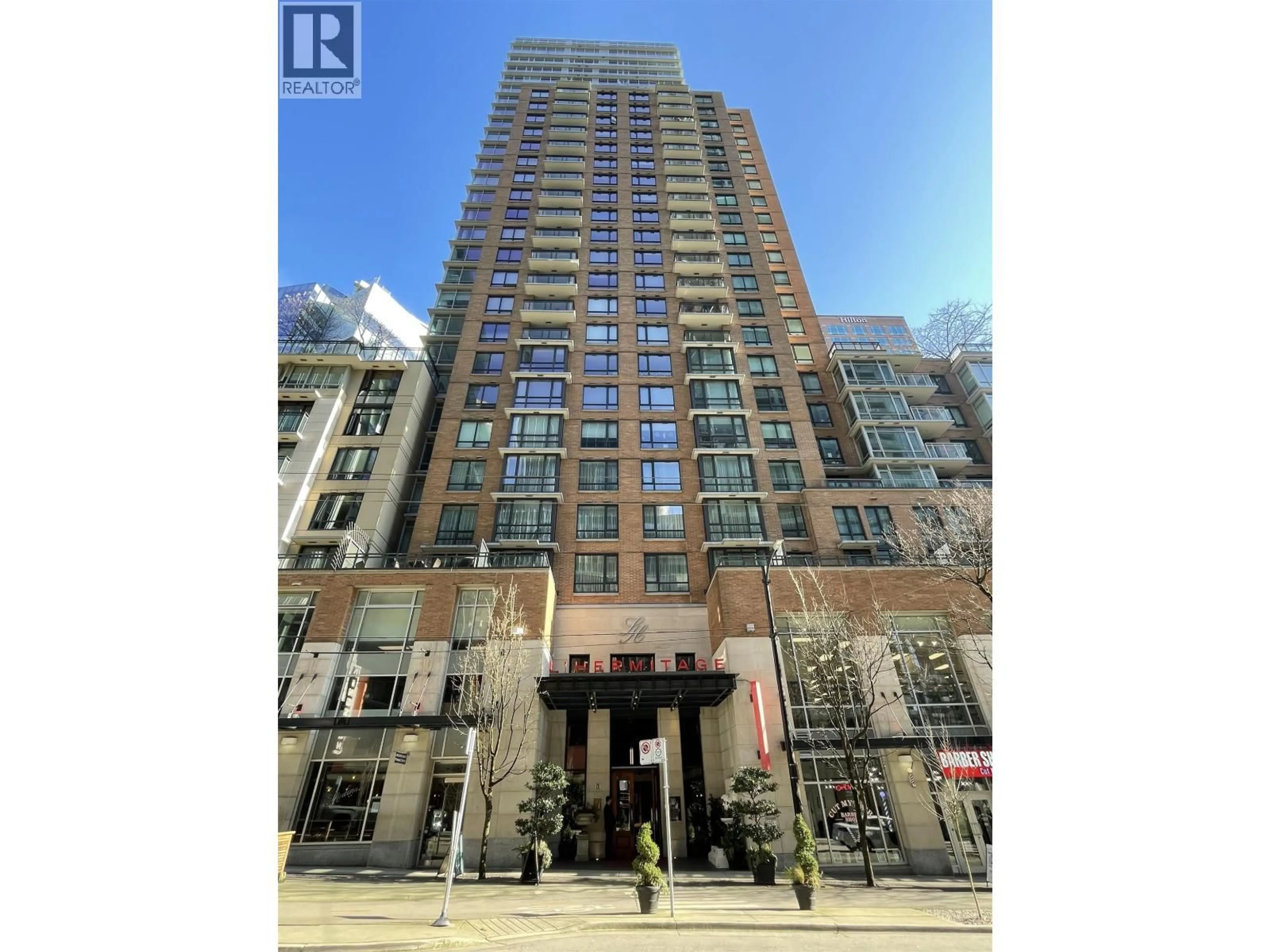 Indoor foyer for 1507 - 788 RICHARDS STREET, Vancouver British Columbia V6B0C7