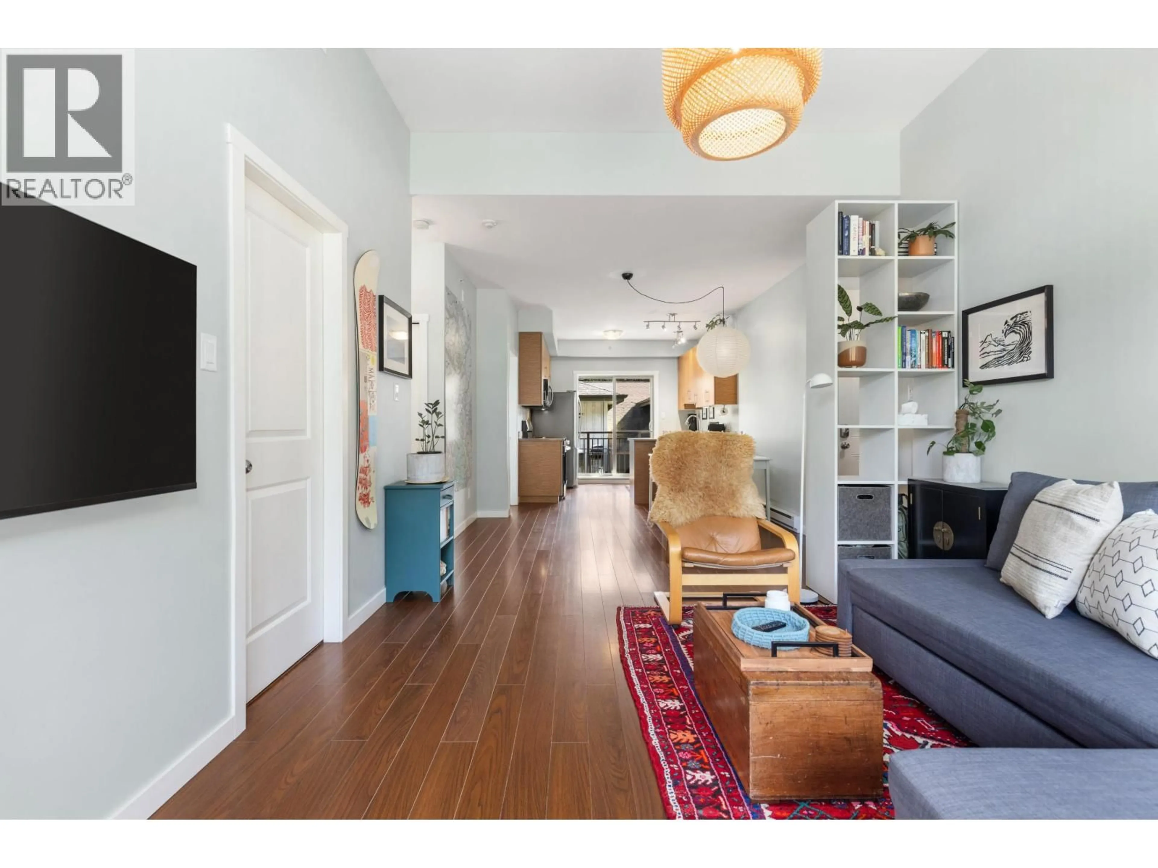 Indoor entryway for 6 - 7450 PROSPECT STREET, Pemberton British Columbia V0N2L1