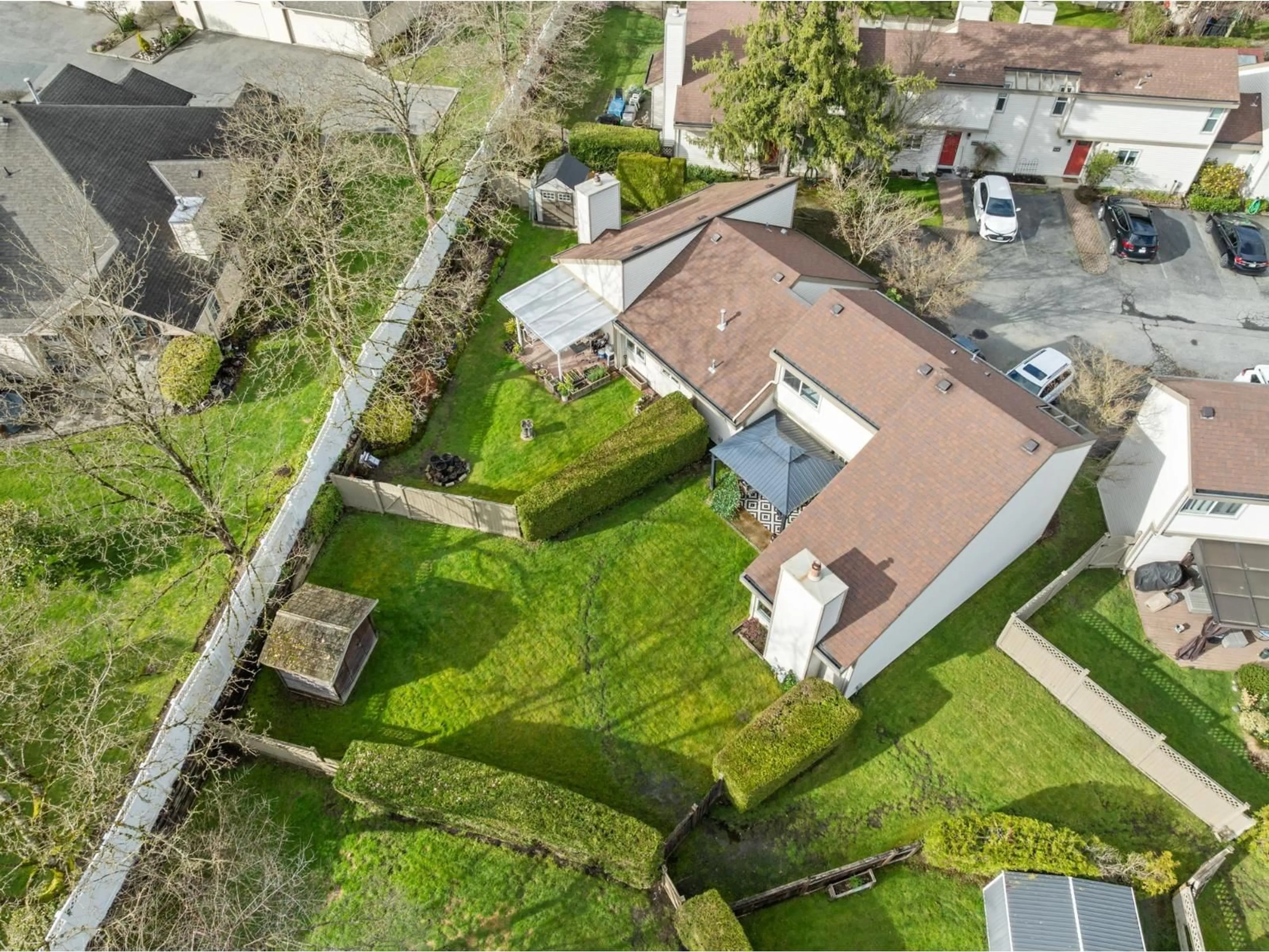 A pic from outside/outdoor area/front of a property/back of a property/a pic from drone, street for 6113 GREENSIDE DRIVE WEST, Surrey British Columbia V3S5M8