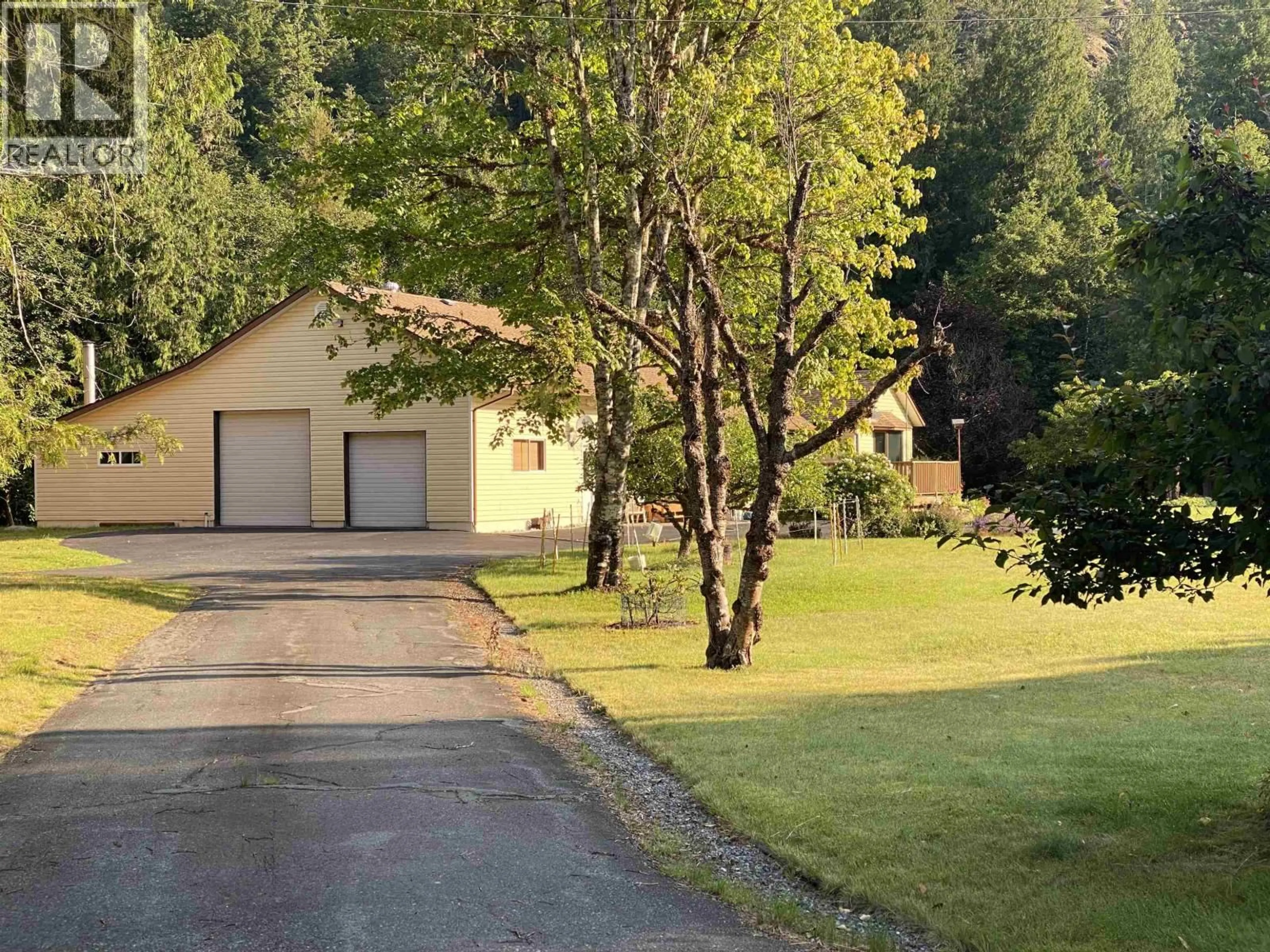 A pic from outside/outdoor area/front of a property/back of a property/a pic from drone, unknown for 2459 SALOOMPT ROAD, Hagensborg British Columbia V0T1H0