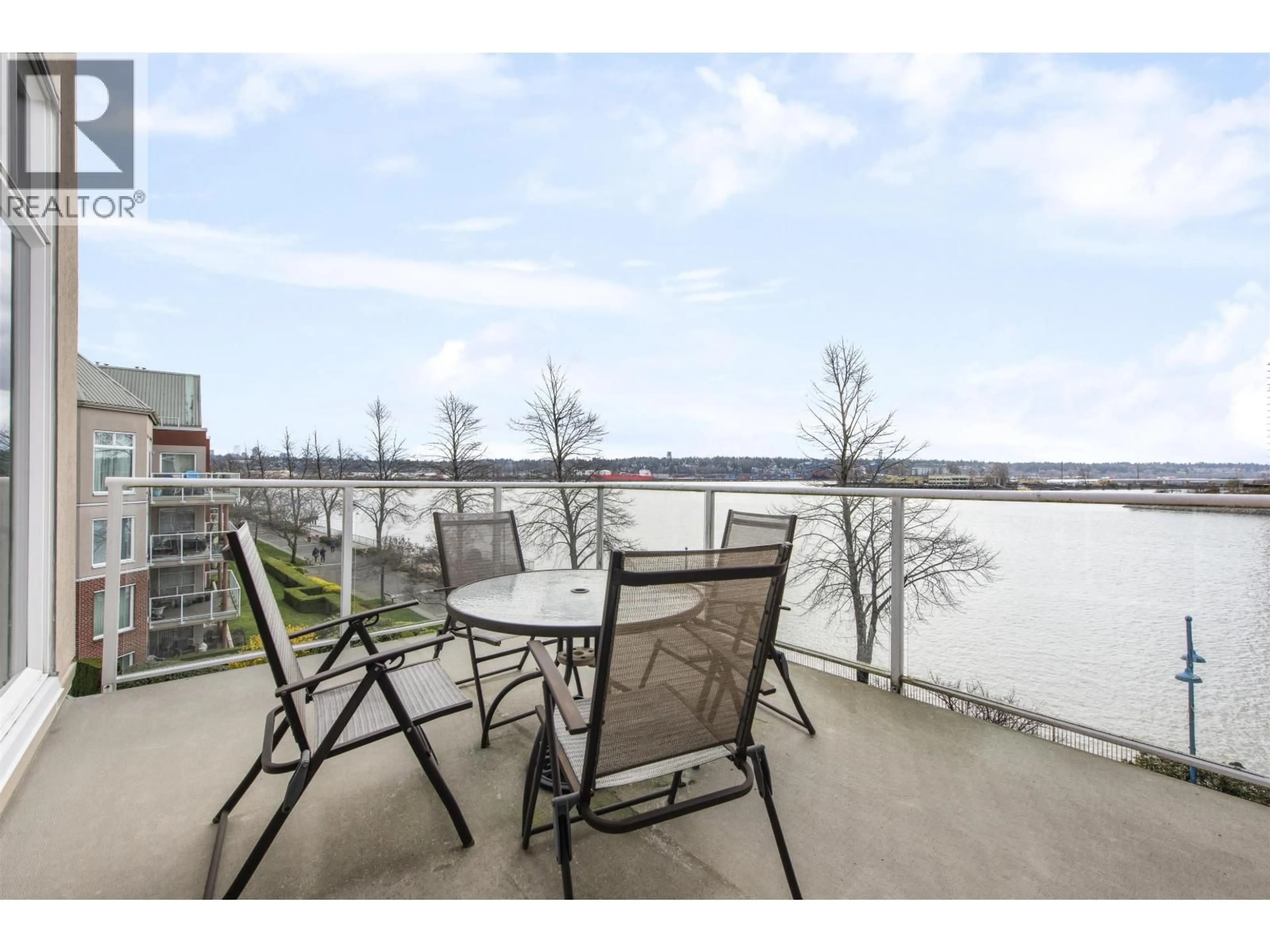 Patio, water/lake/river/ocean view for 407 - 1230 QUAYSIDE DRIVE, New Westminster British Columbia V3M6H1