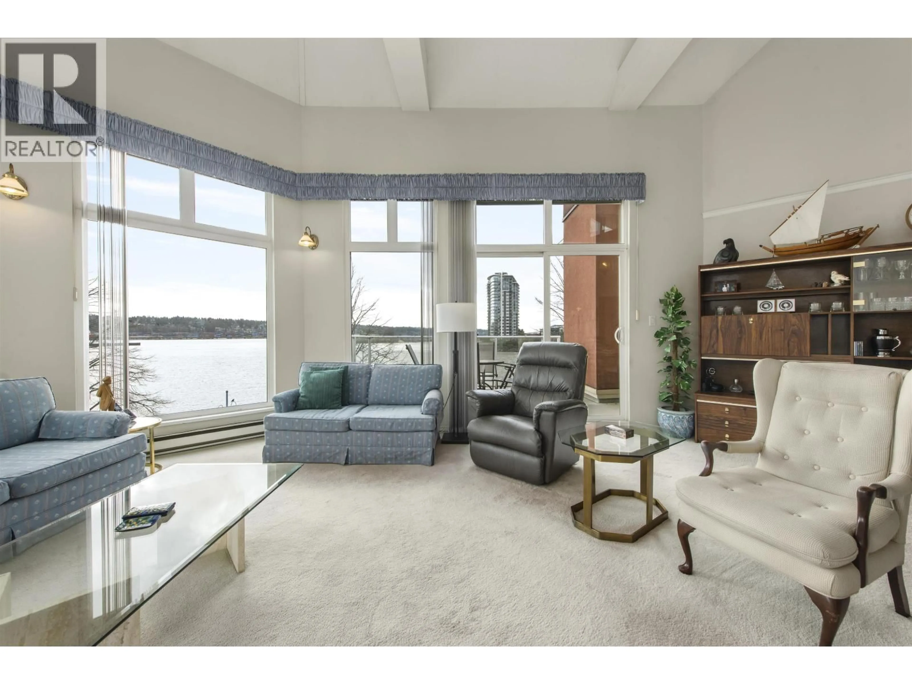 Living room with furniture, unknown for 407 - 1230 QUAYSIDE DRIVE, New Westminster British Columbia V3M6H1