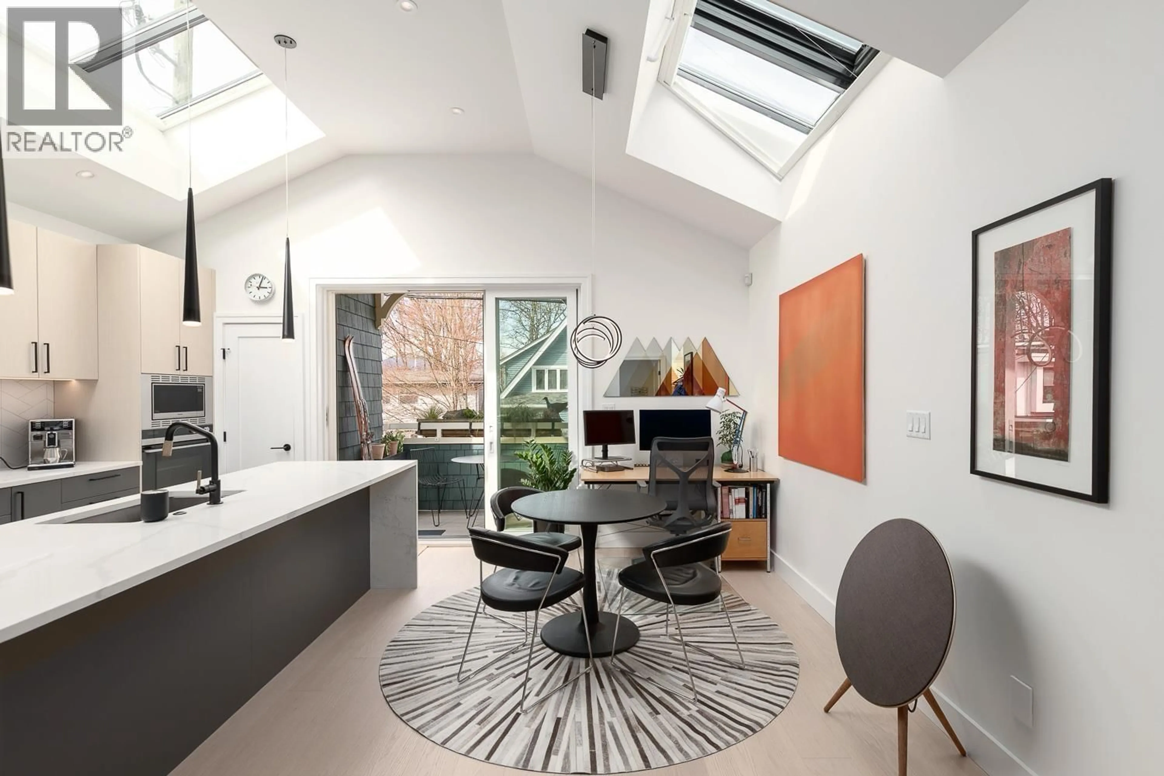 Contemporary kitchen, unknown for 3861 WILLOW STREET, Vancouver British Columbia V5Z4M7