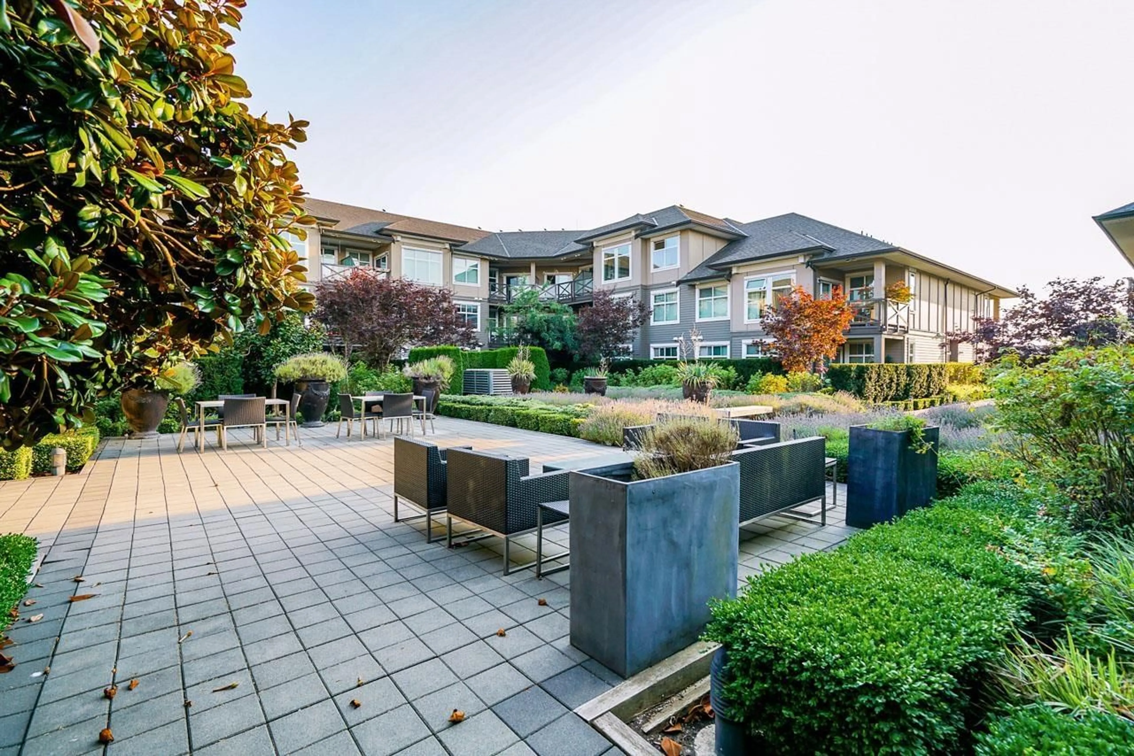 Patio, street for 251 - 6758 188 STREET, Surrey British Columbia V4N6K2