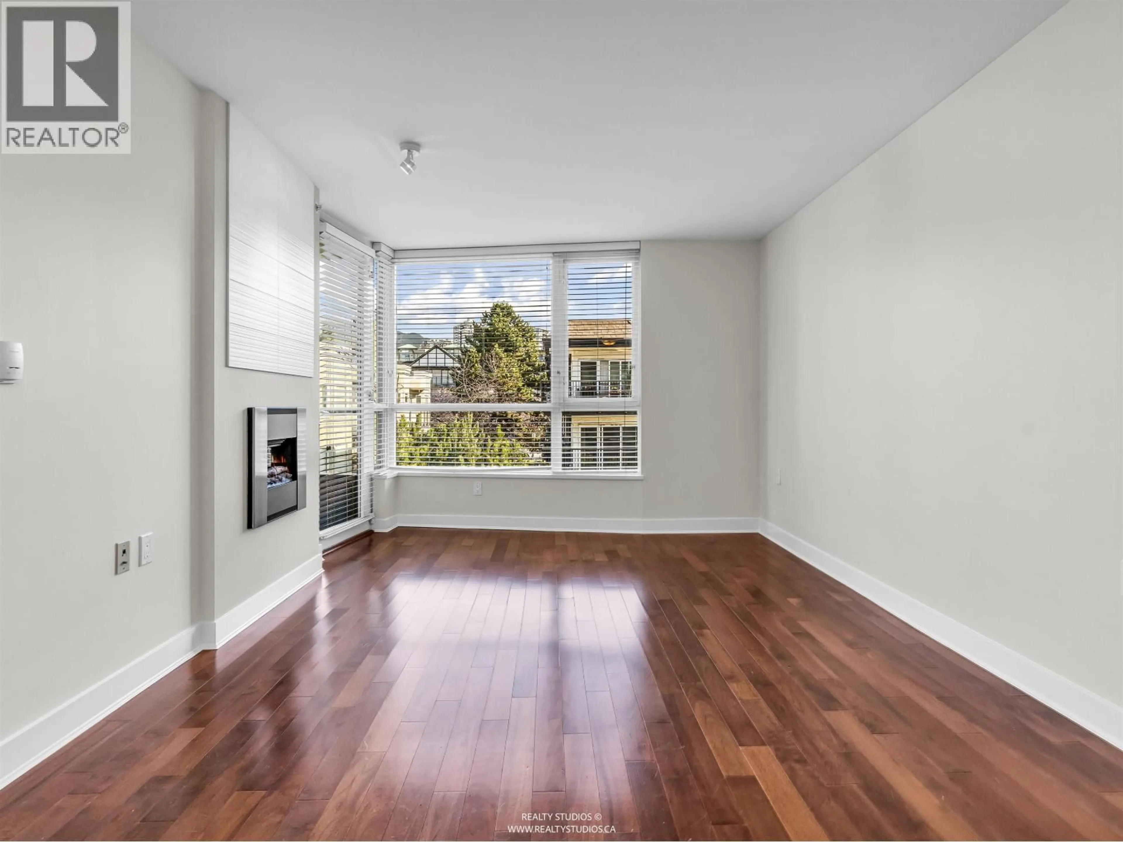 A pic of a room for 506 - 160 3RD STREET, North Vancouver British Columbia V7M0A9