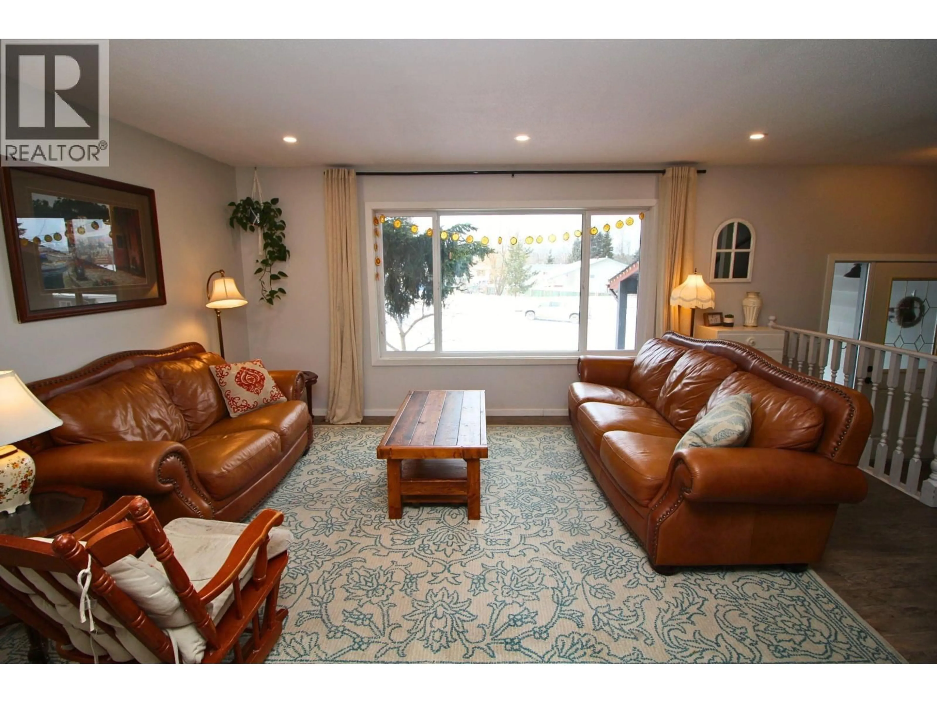 Living room with furniture, unknown for 2270 BAGGERMAN PLACE, Houston British Columbia V0J1Z2