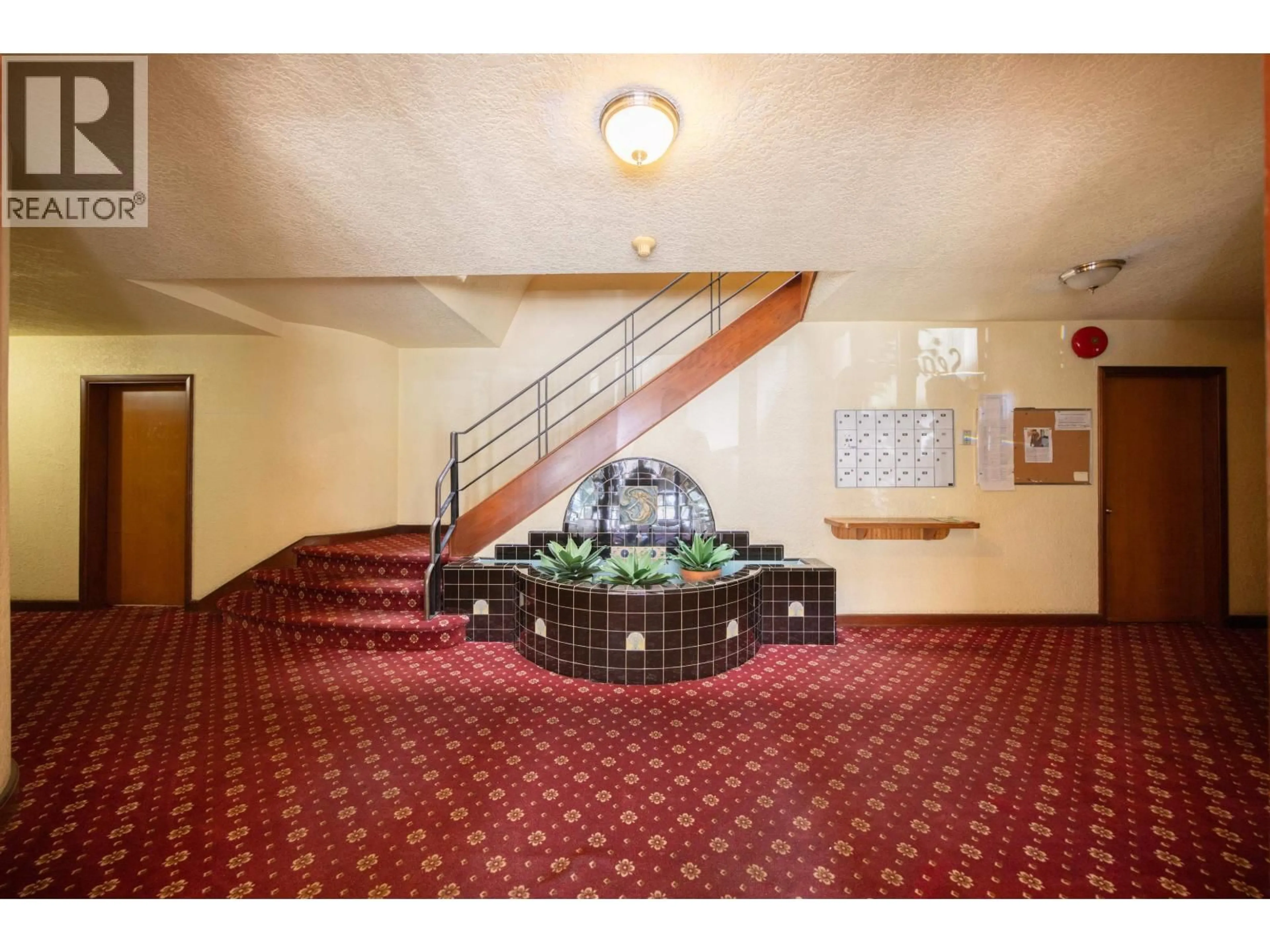 Indoor foyer for 303 - 1565 BURNABY STREET, Vancouver British Columbia V6G1X1
