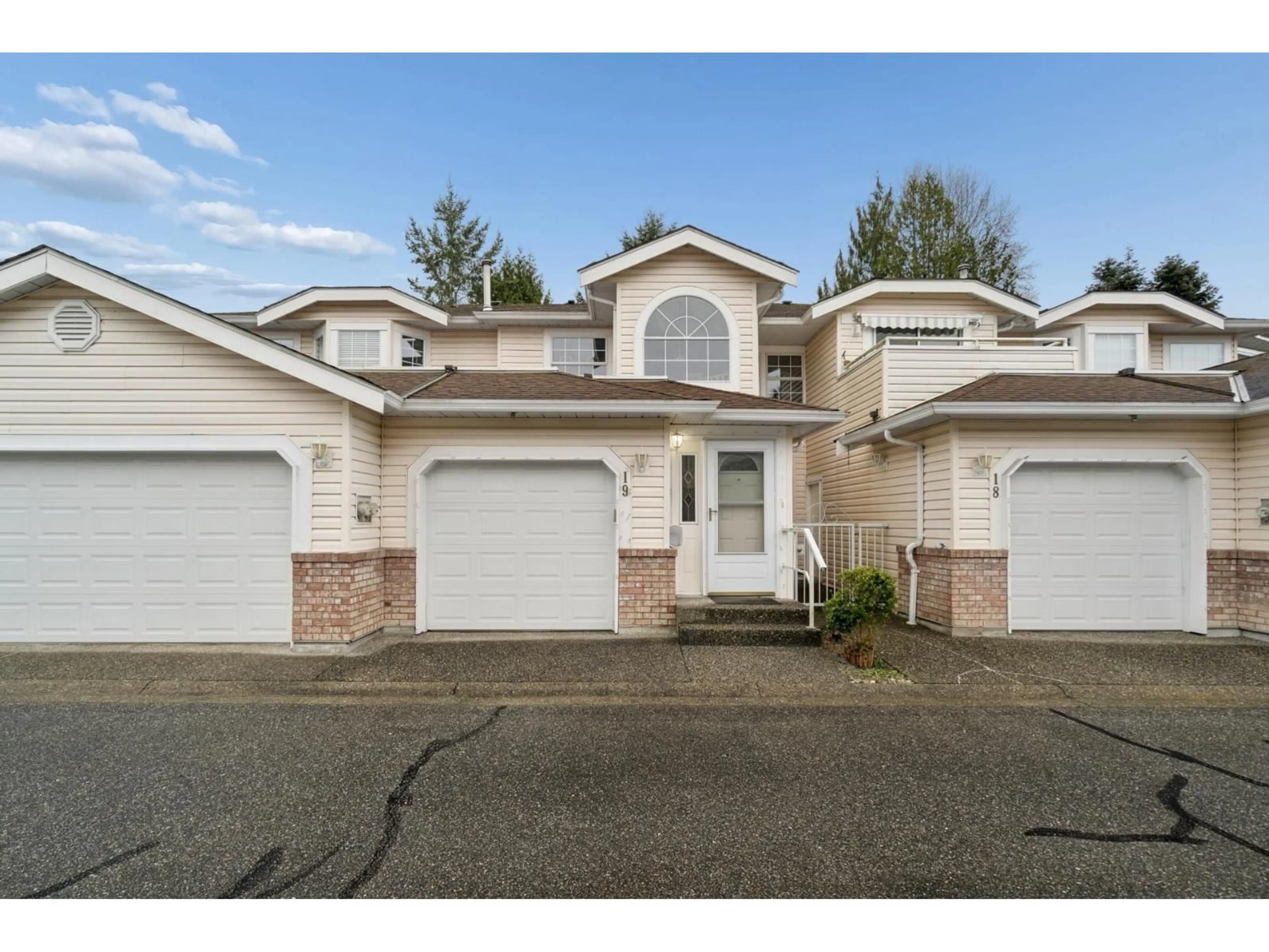 Unknown for 19 - 9168 FLEETWOOD WAY, Surrey British Columbia V3R0P1