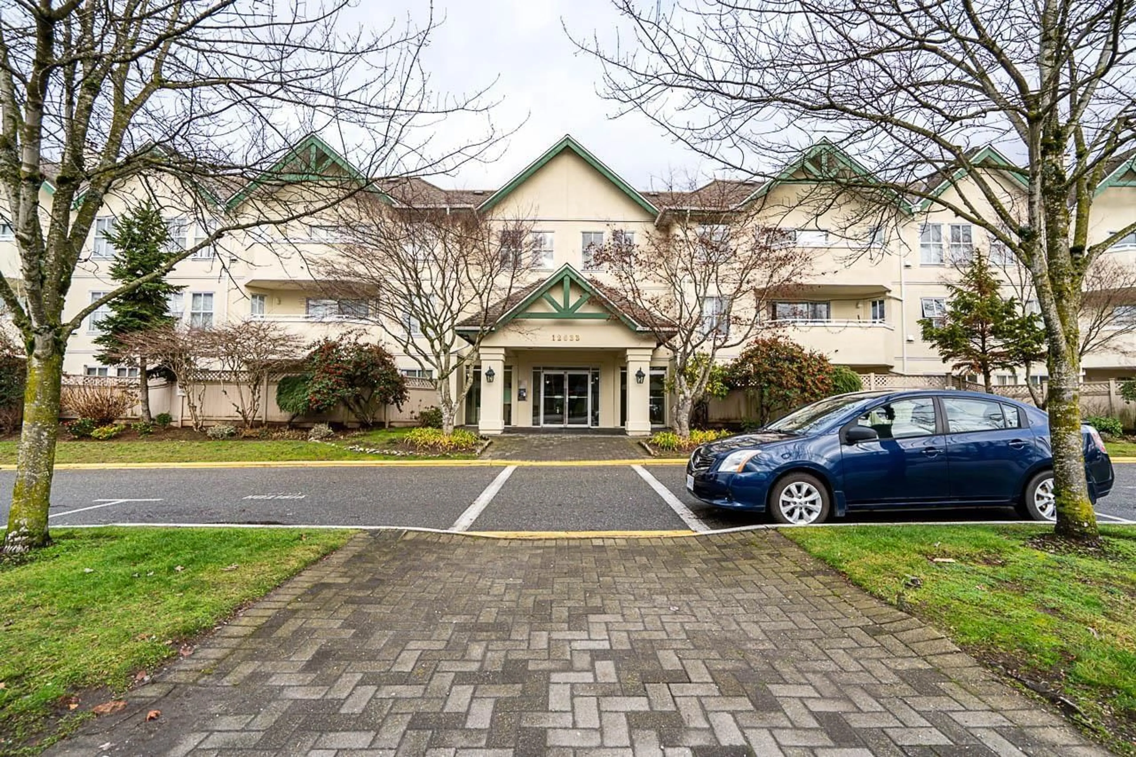 A pic from outside/outdoor area/front of a property/back of a property/a pic from drone, mountain view for 118 - 12633 72 AVENUE, Surrey British Columbia V3W0A4