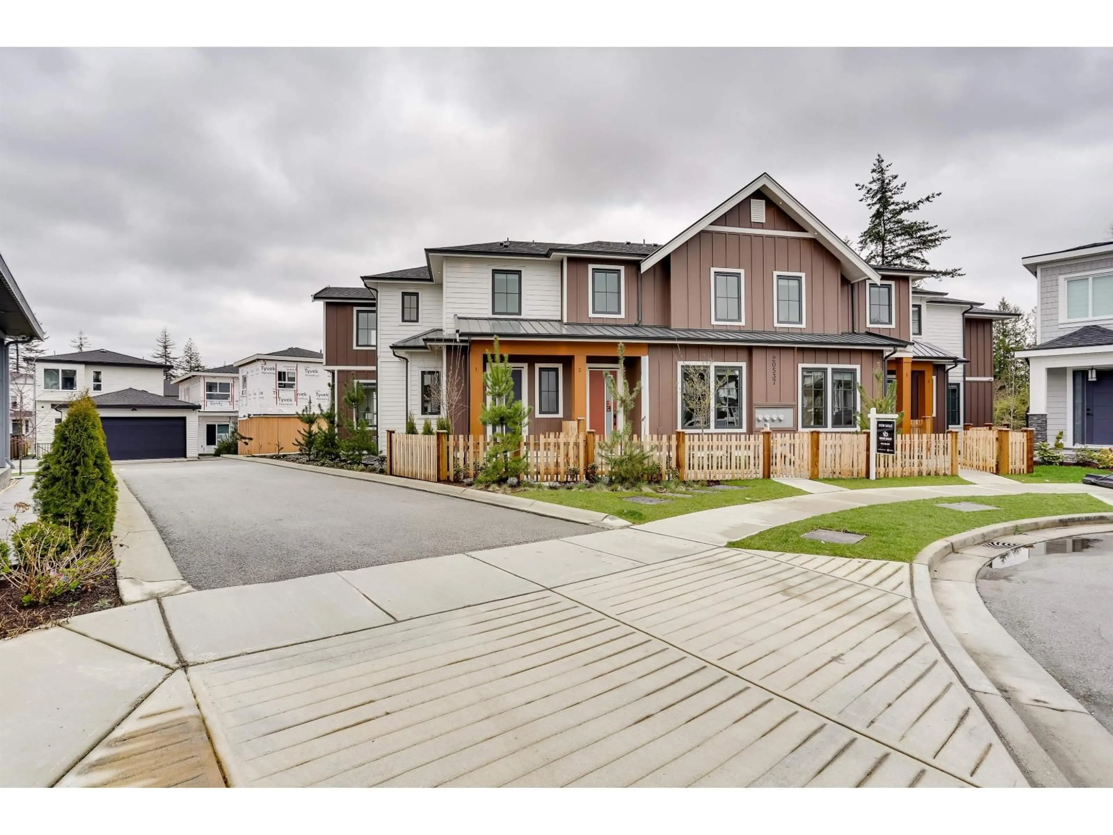 Home with brick exterior material, street for 1 - 20537 75A AVENUE, Langley British Columbia V2Y1V5