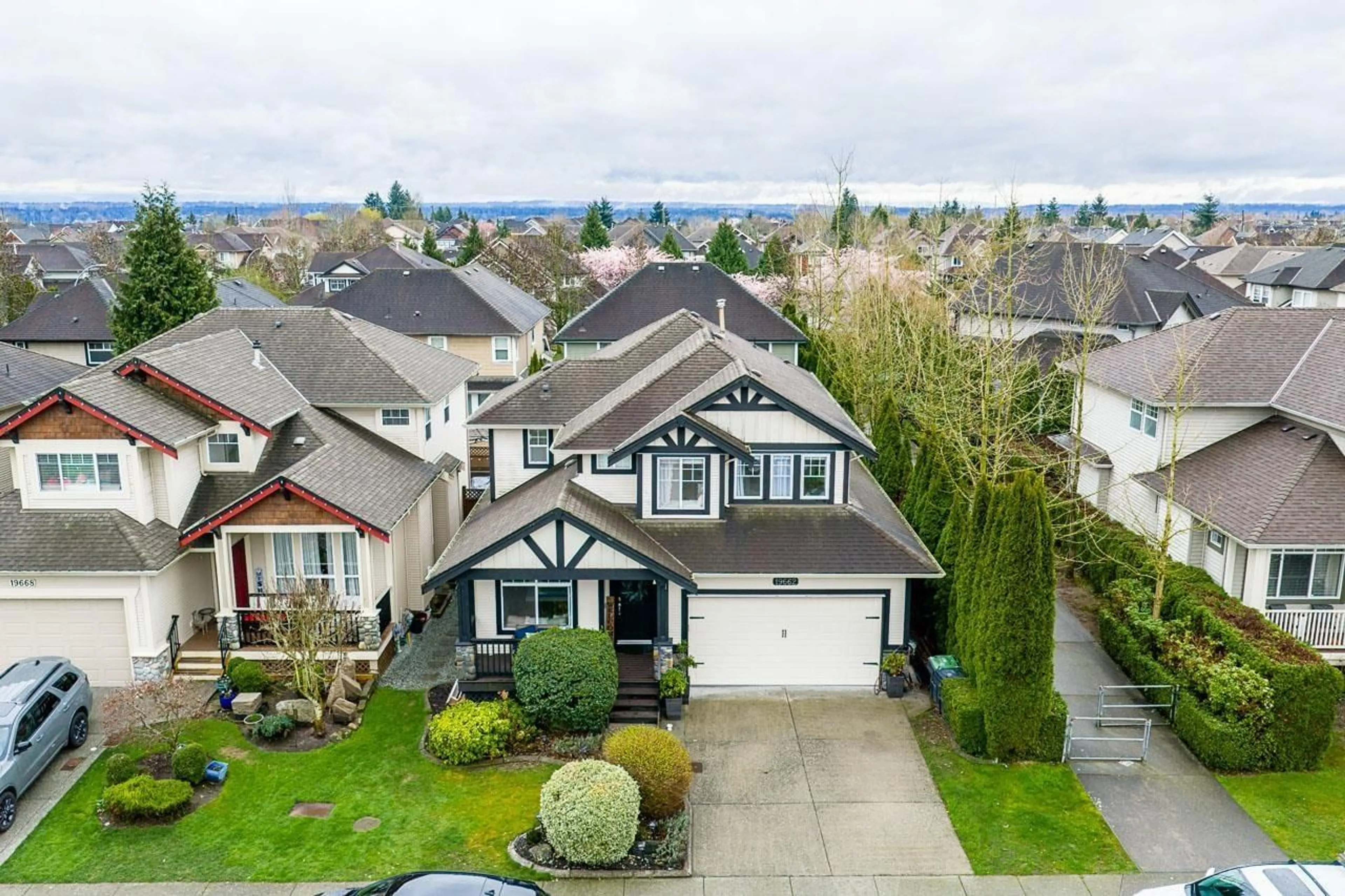 A pic from outside/outdoor area/front of a property/back of a property/a pic from drone, street for 19662 73A AVENUE, Langley British Columbia V2Y3C4