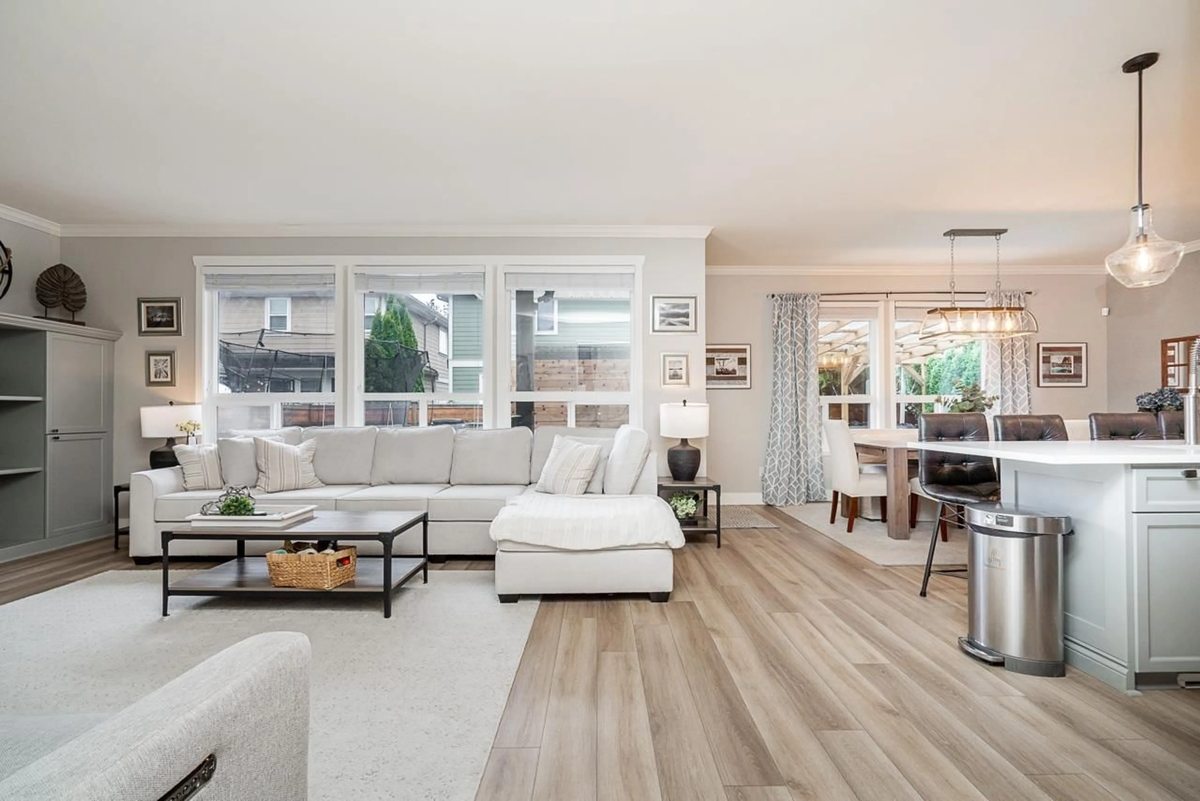 Living room with furniture, unknown for 19662 73A AVENUE, Langley British Columbia V2Y3C4