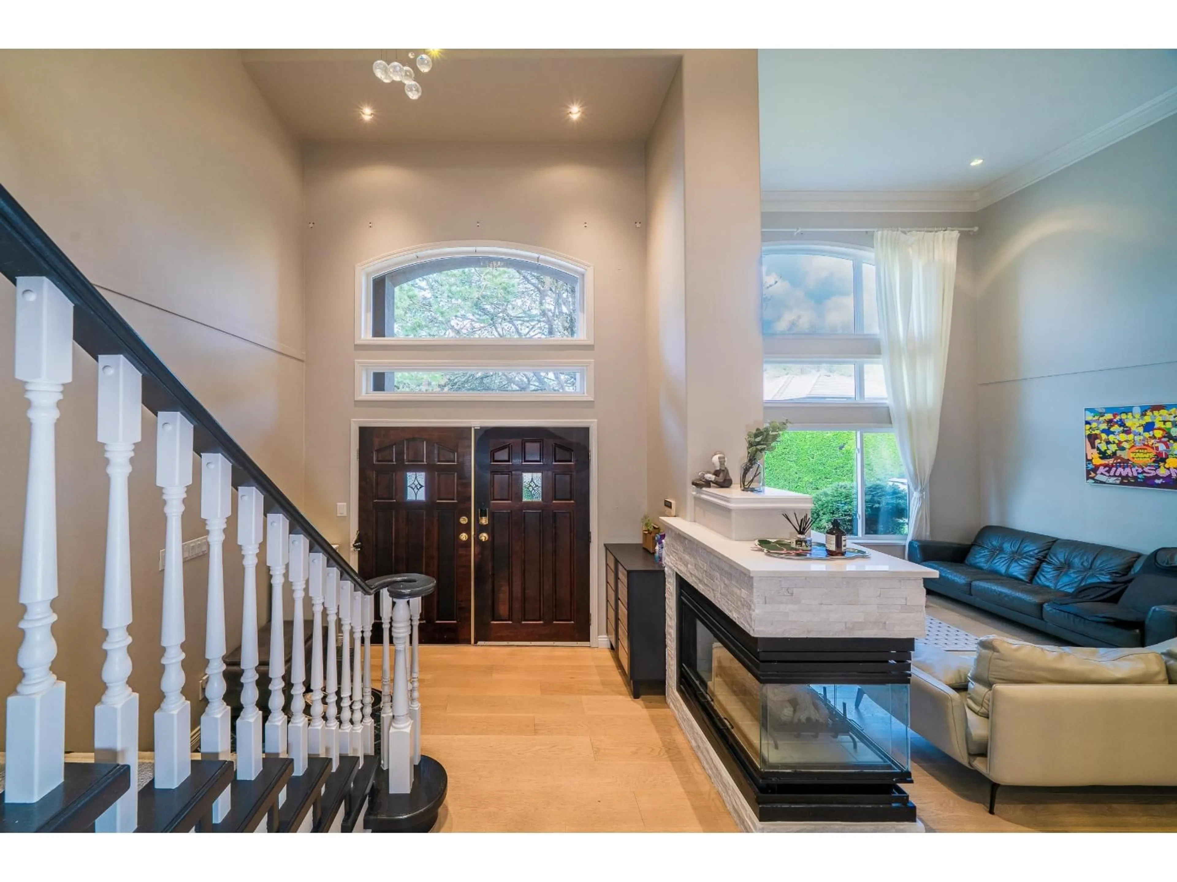 Indoor entryway for 9362 206A STREET, Langley British Columbia V1M2W6