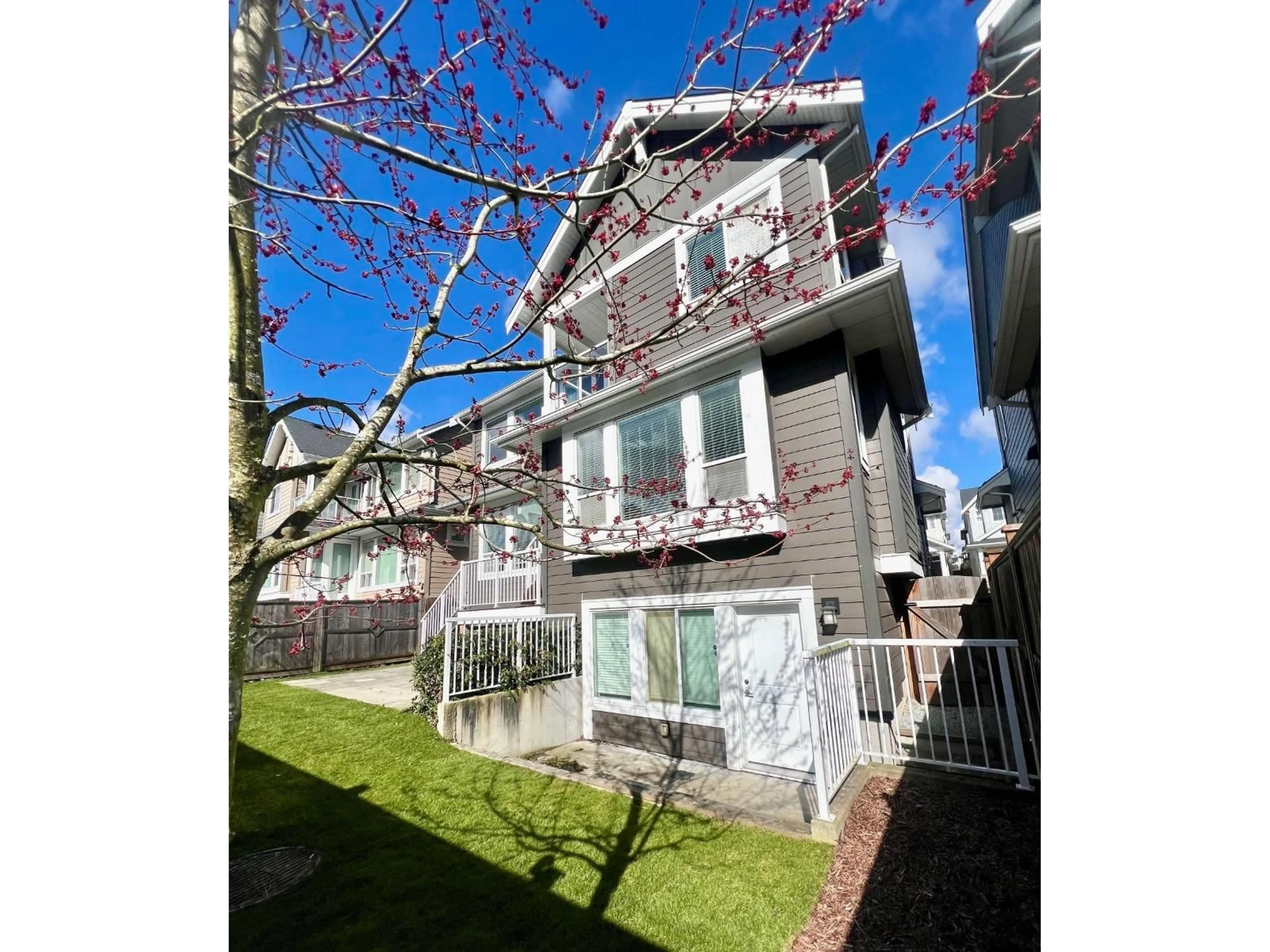 A pic from outside/outdoor area/front of a property/back of a property/a pic from drone, street for 16756 17B AVENUE, Surrey British Columbia V3Z0T3