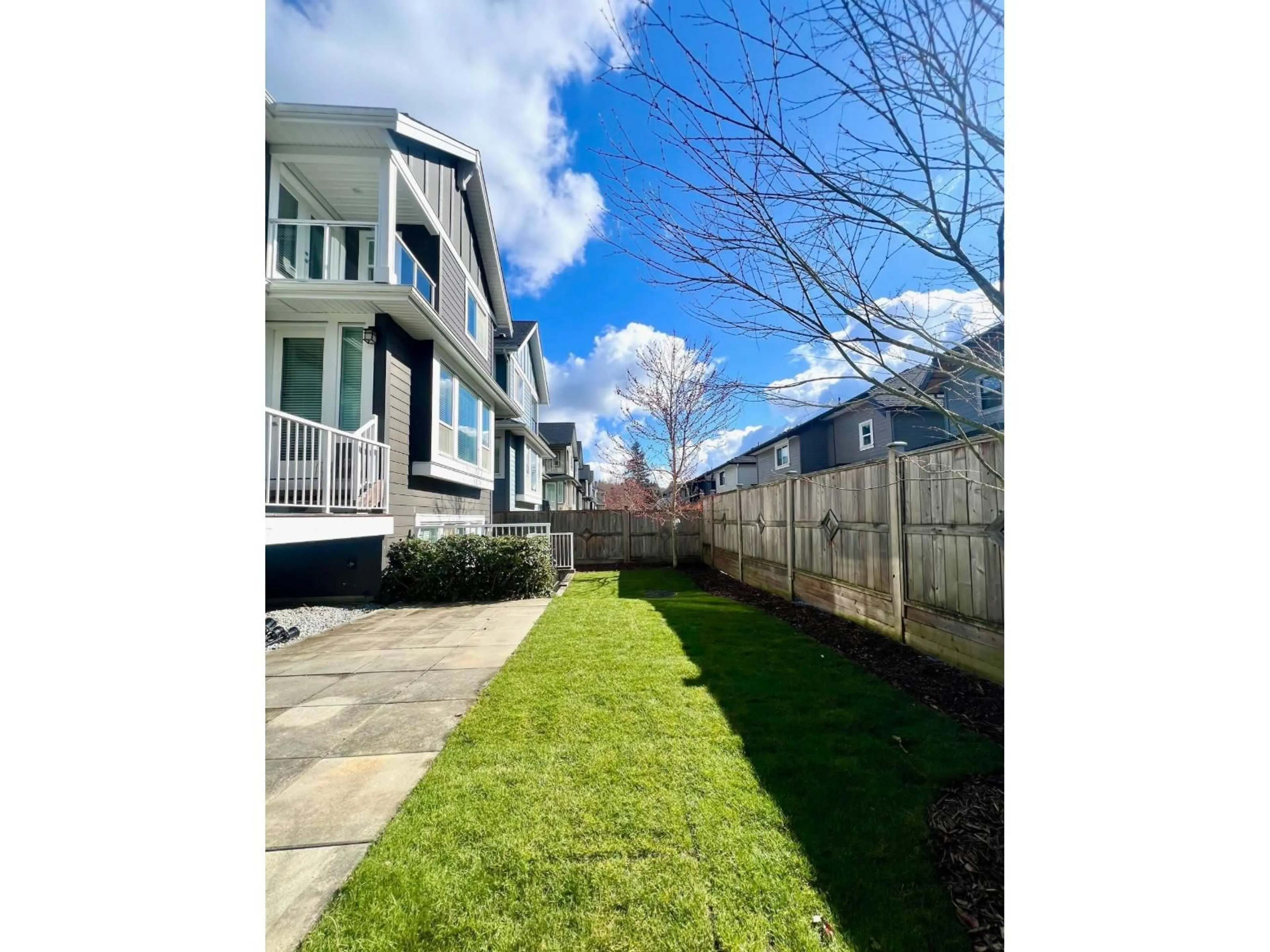A pic from outside/outdoor area/front of a property/back of a property/a pic from drone, street for 16756 17B AVENUE, Surrey British Columbia V3Z0T3