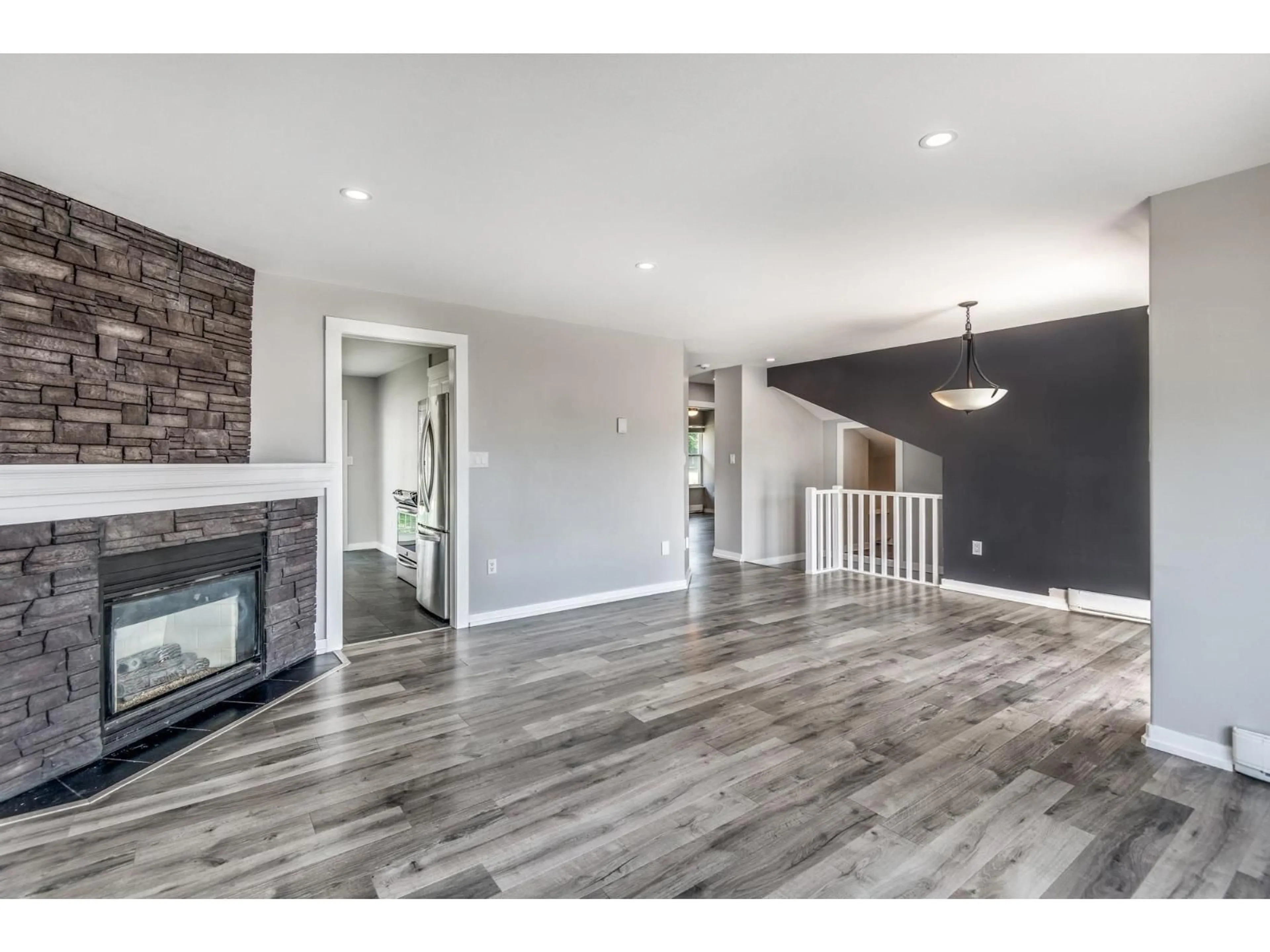 Unknown for 50 - 34332 MACLURE ROAD, Abbotsford British Columbia V2S7S8