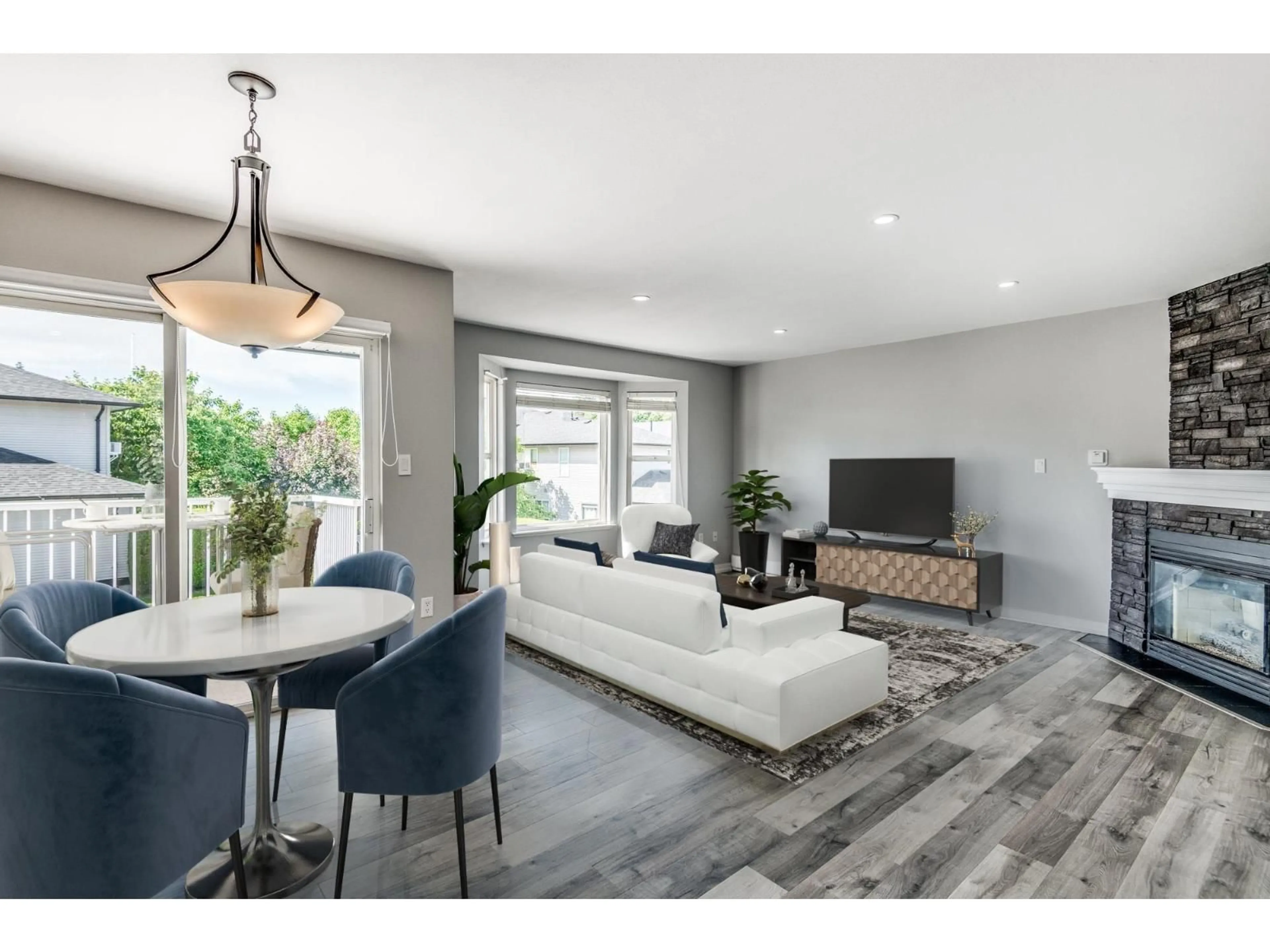 Living room with furniture, unknown for 50 - 34332 MACLURE ROAD, Abbotsford British Columbia V2S7S8