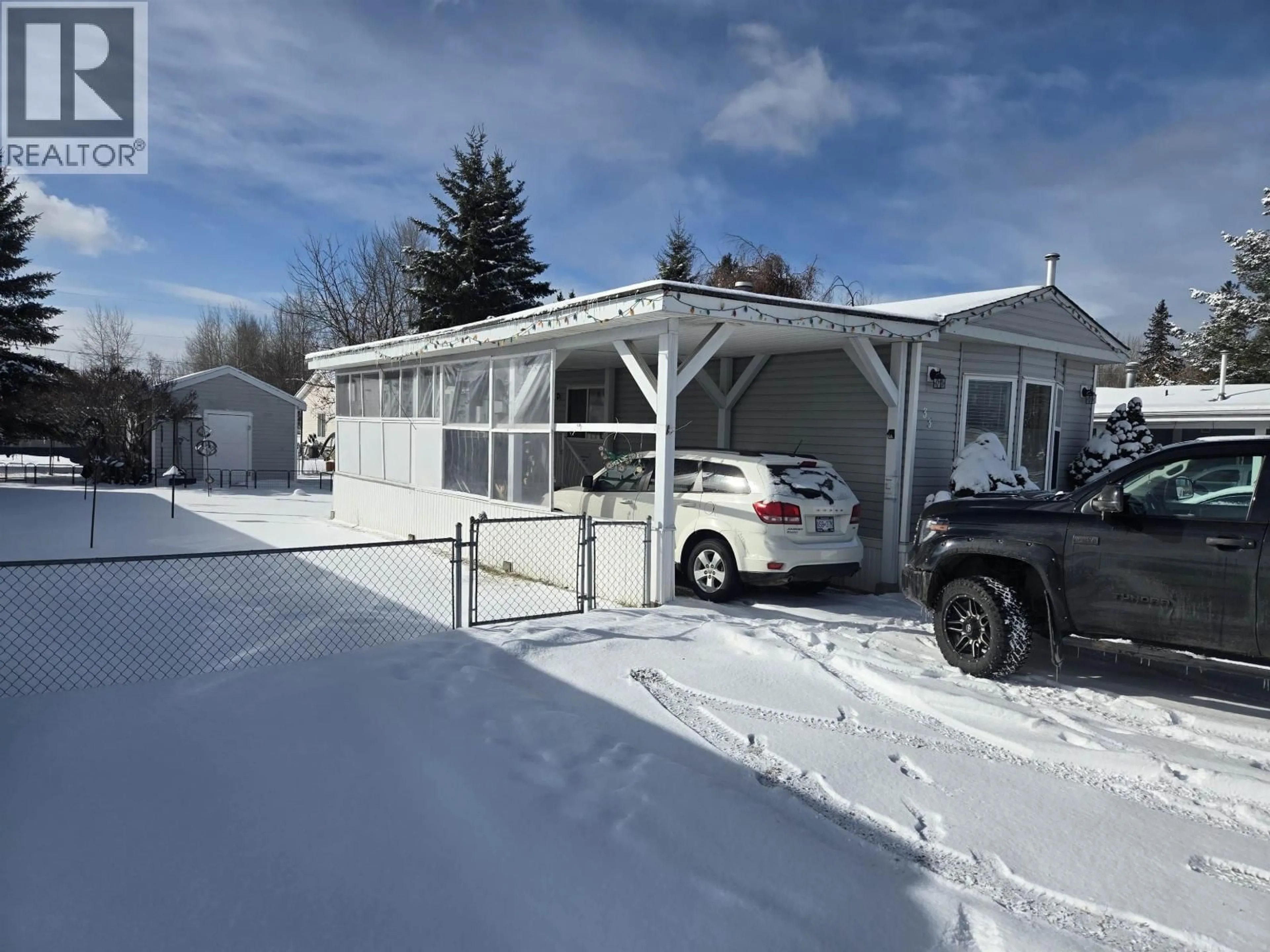 Indoor garage for 33 - 602 ELM STREET, Quesnel British Columbia V2J3X1