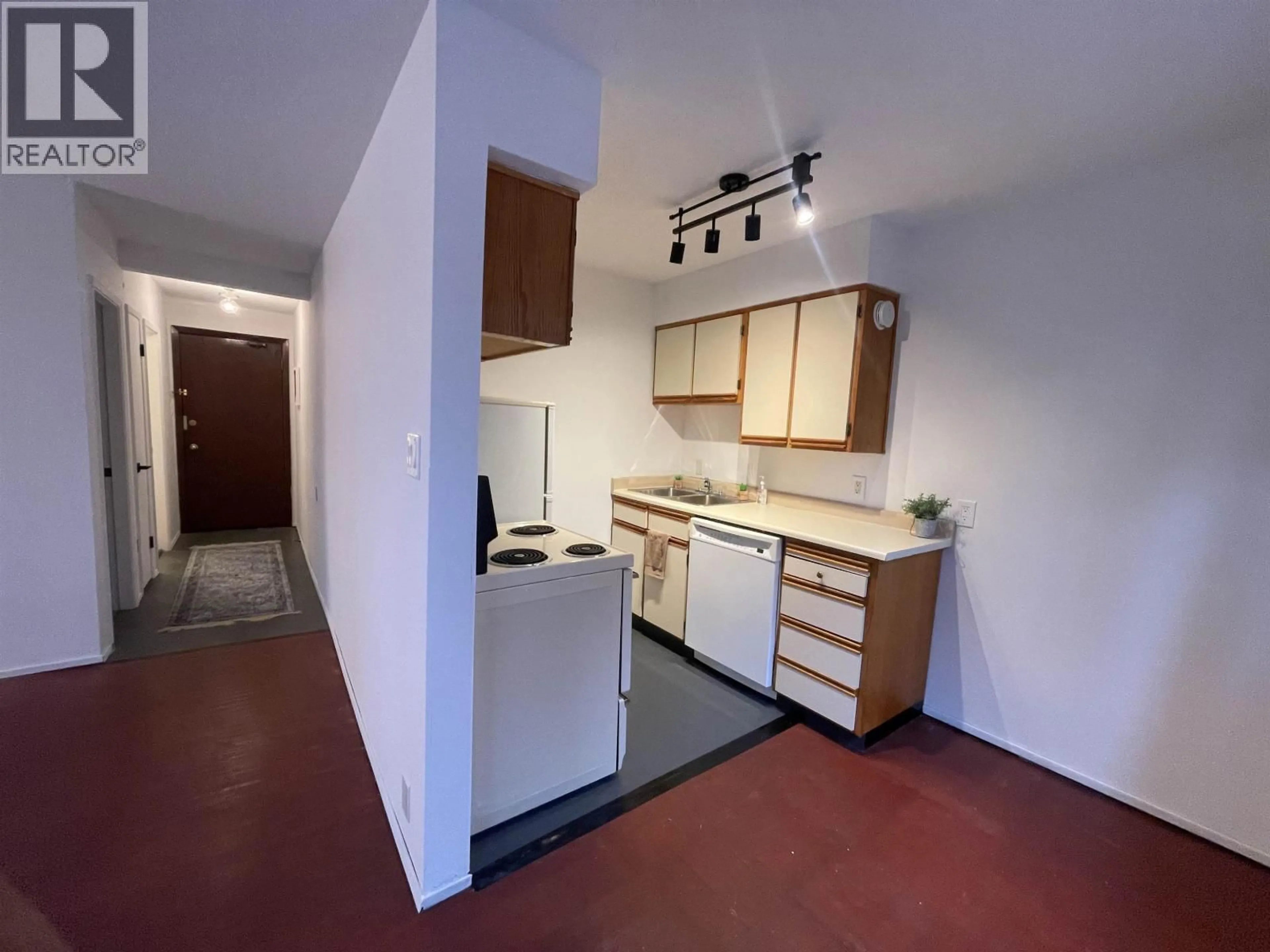 Standard kitchen, unknown for 210 - 1050 JERVIS STREET, Vancouver British Columbia V6E2C1