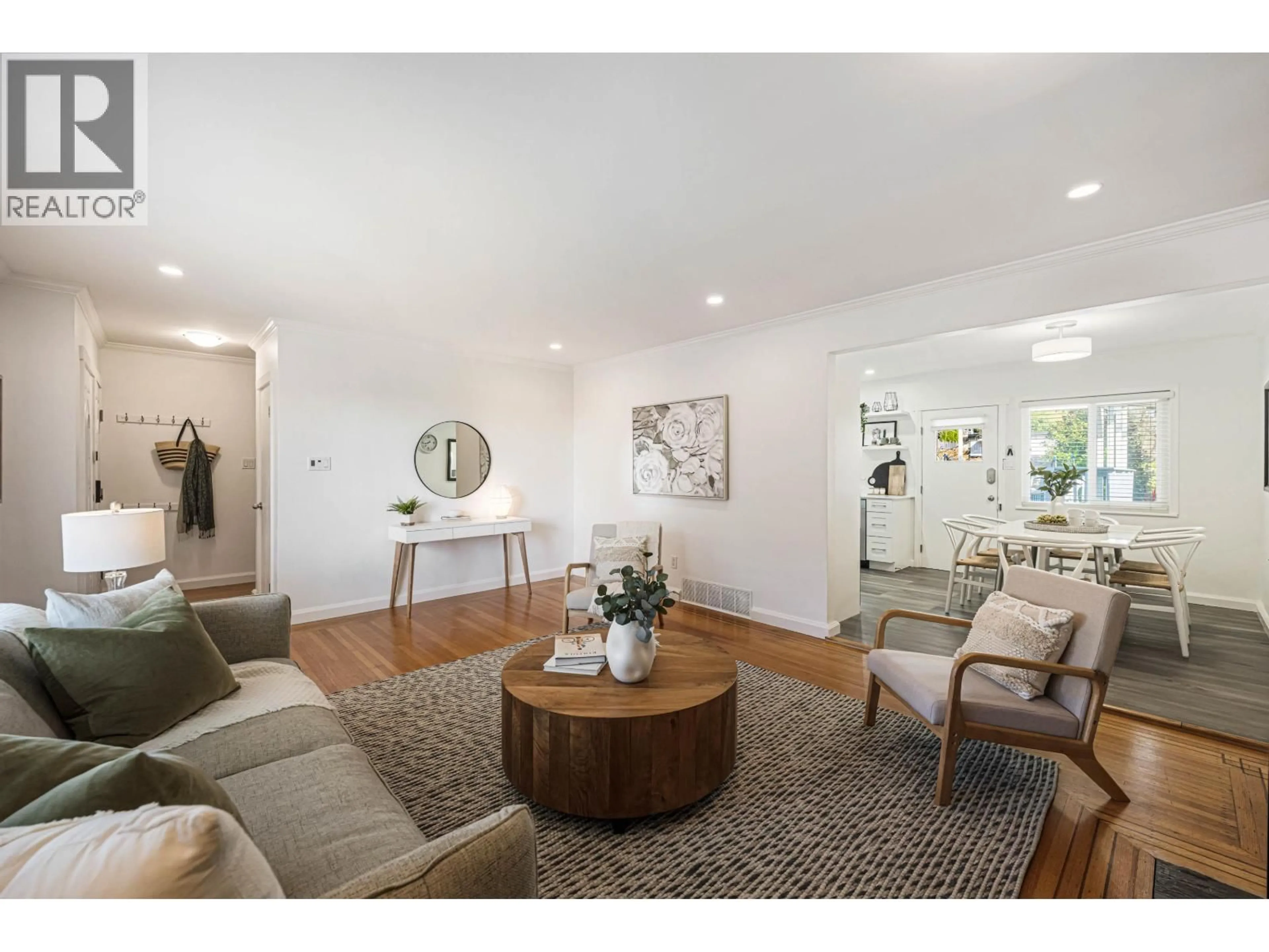 Living room with furniture, unknown for 8326 ROYAL OAK AVENUE, Burnaby British Columbia V5J4L2