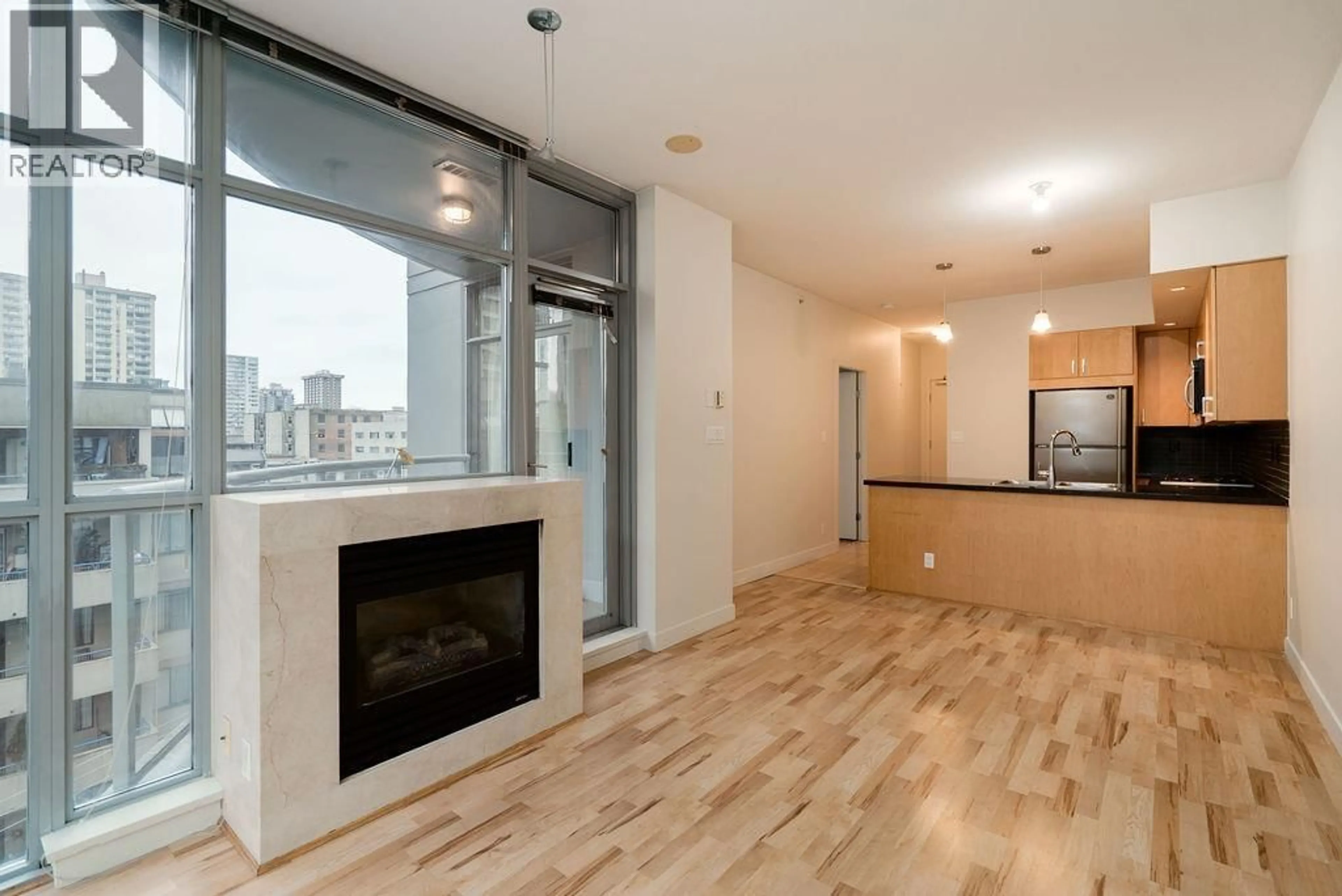 Unknown for 706 - 1050 SMITHE STREET, Vancouver British Columbia V6E4T4