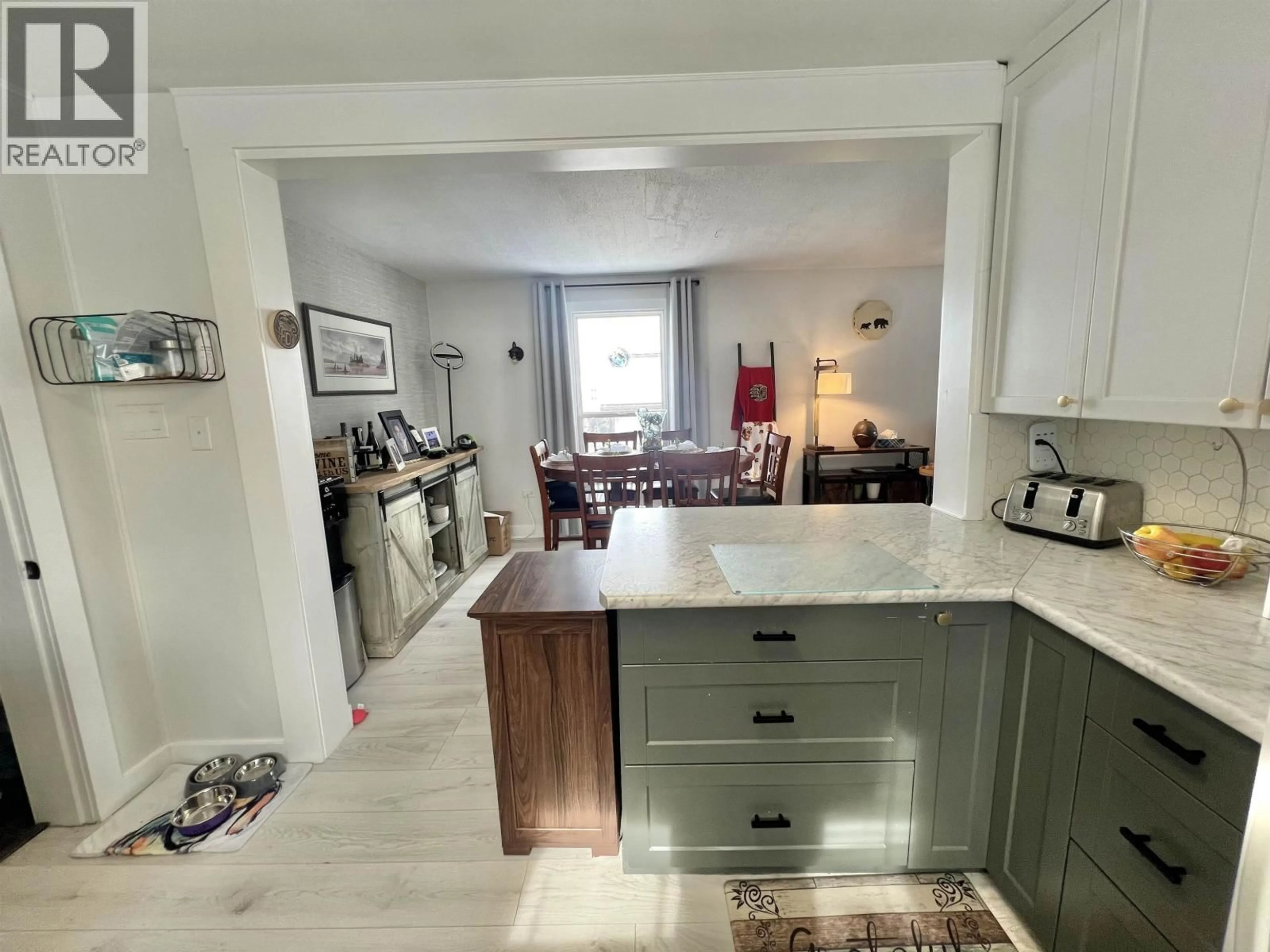 Open concept kitchen, unknown for 508 MUSGRAVE PLACE, Prince Rupert British Columbia V8J3M1